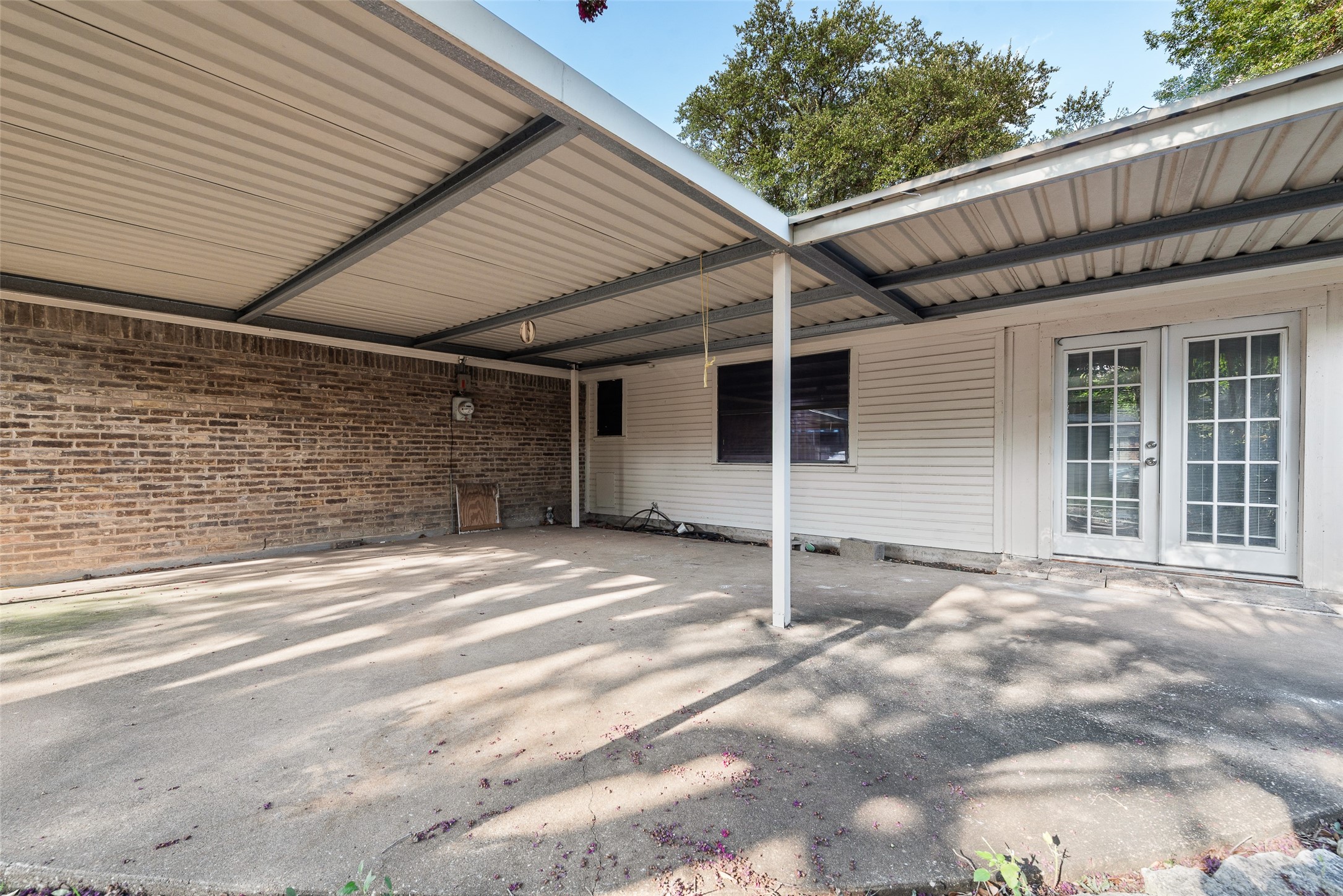 309 Gwendola Drive