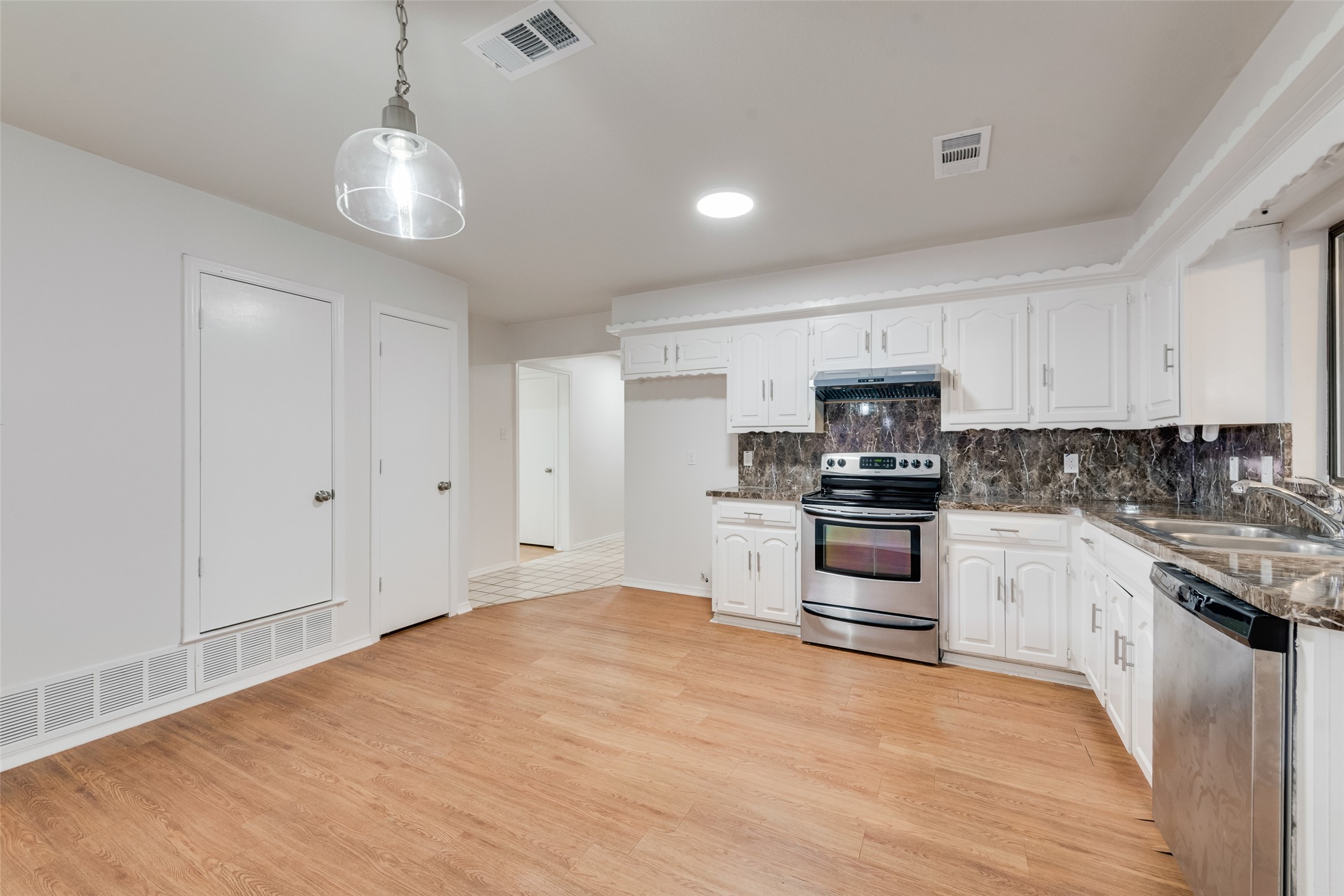 309 Gwendola Drive