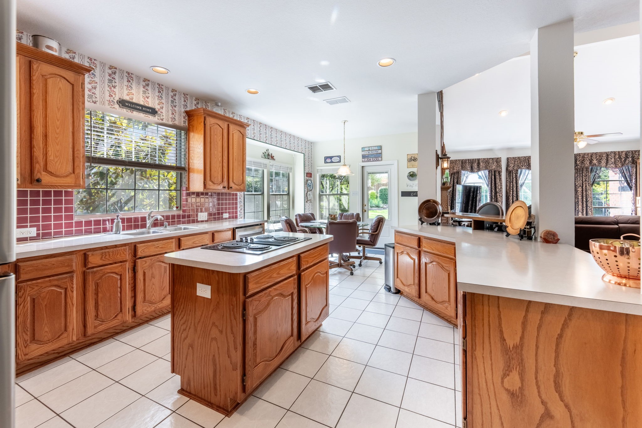 1046 Courtney Circle