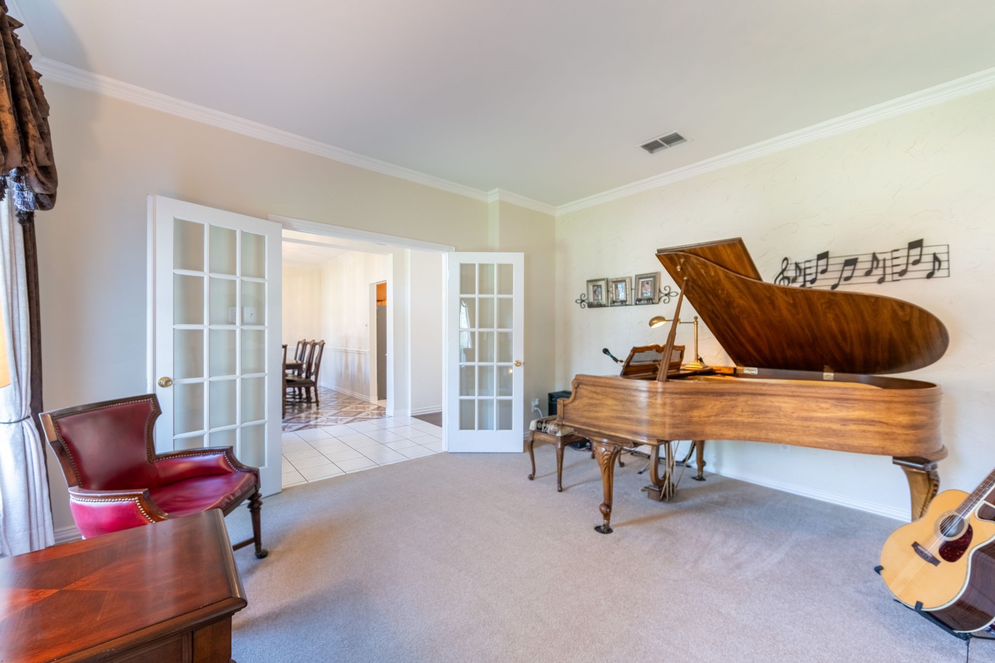 1046 Courtney Circle