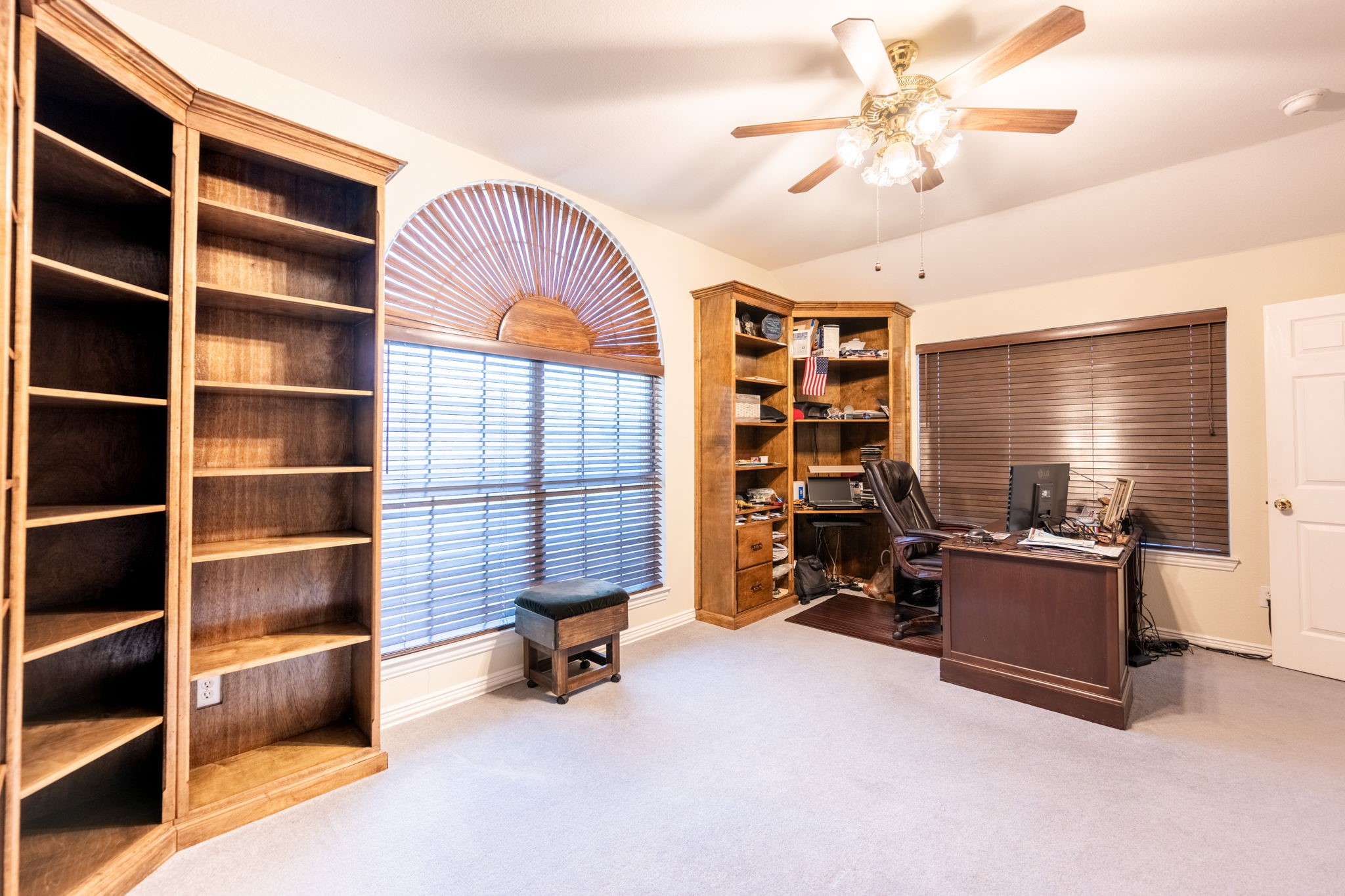 1046 Courtney Circle