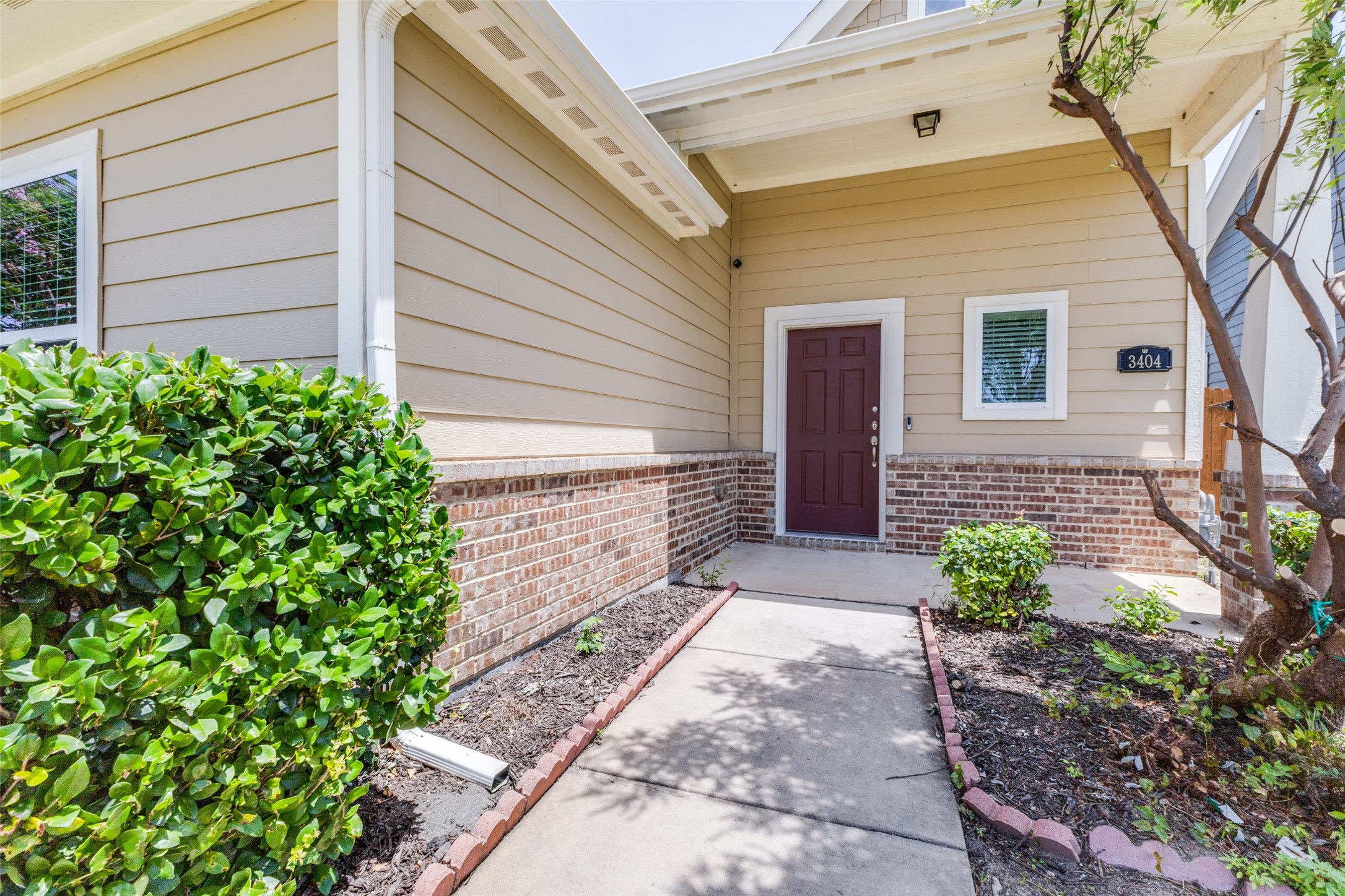 3404 Agate Trail