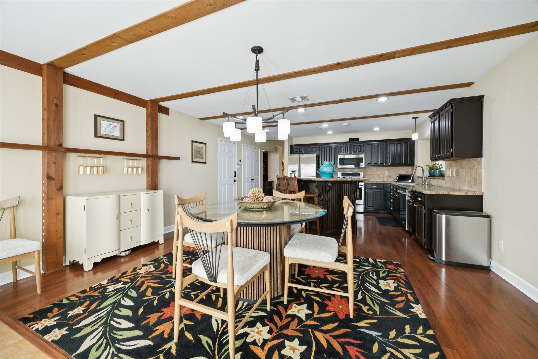 7701 Circleview Court