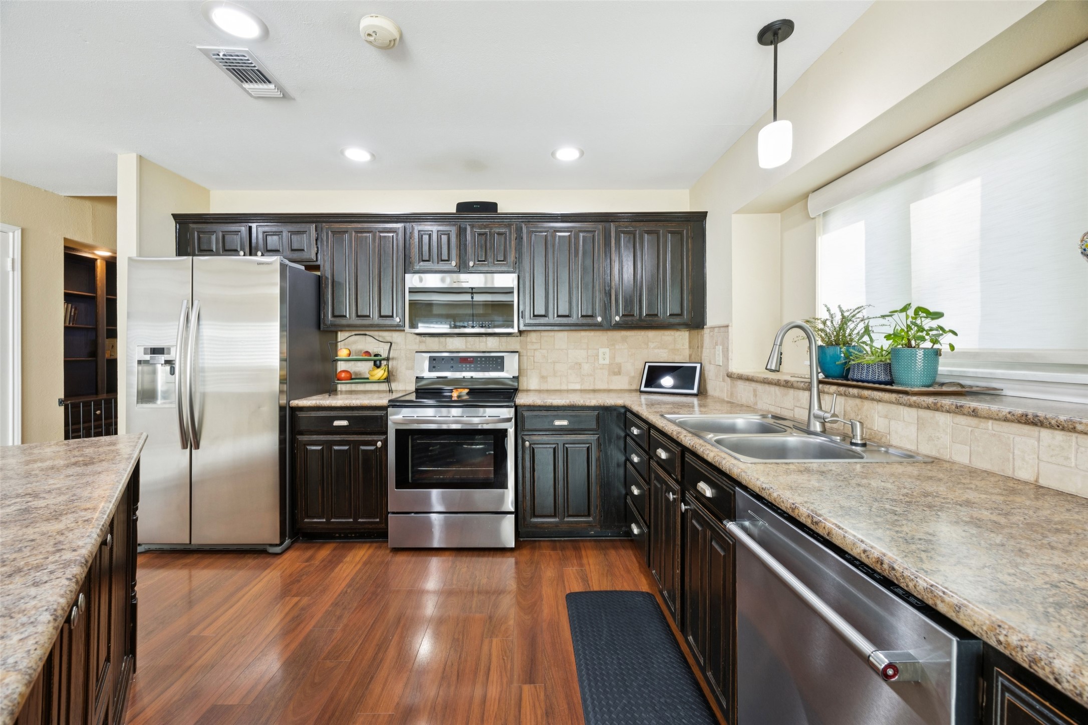7701 Circleview Court