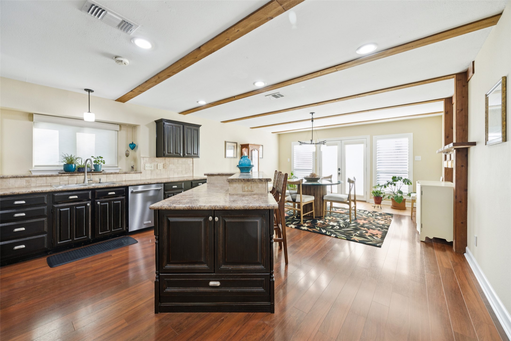 7701 Circleview Court