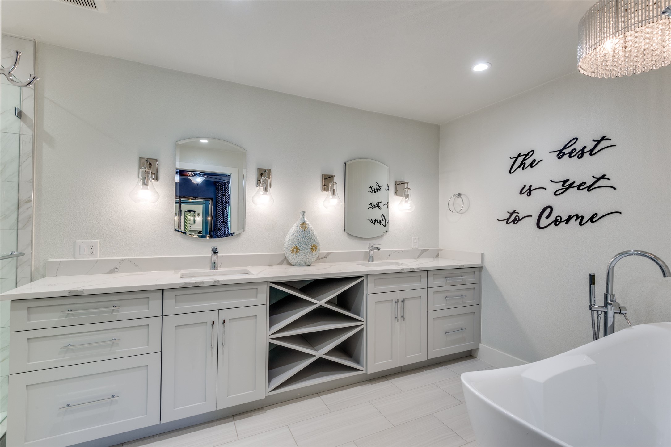 711 Majestic Oaks Drive