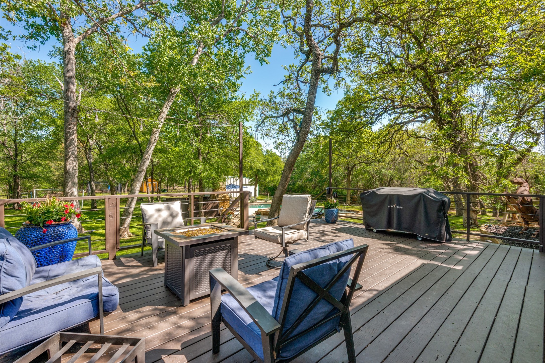 711 Majestic Oaks Drive