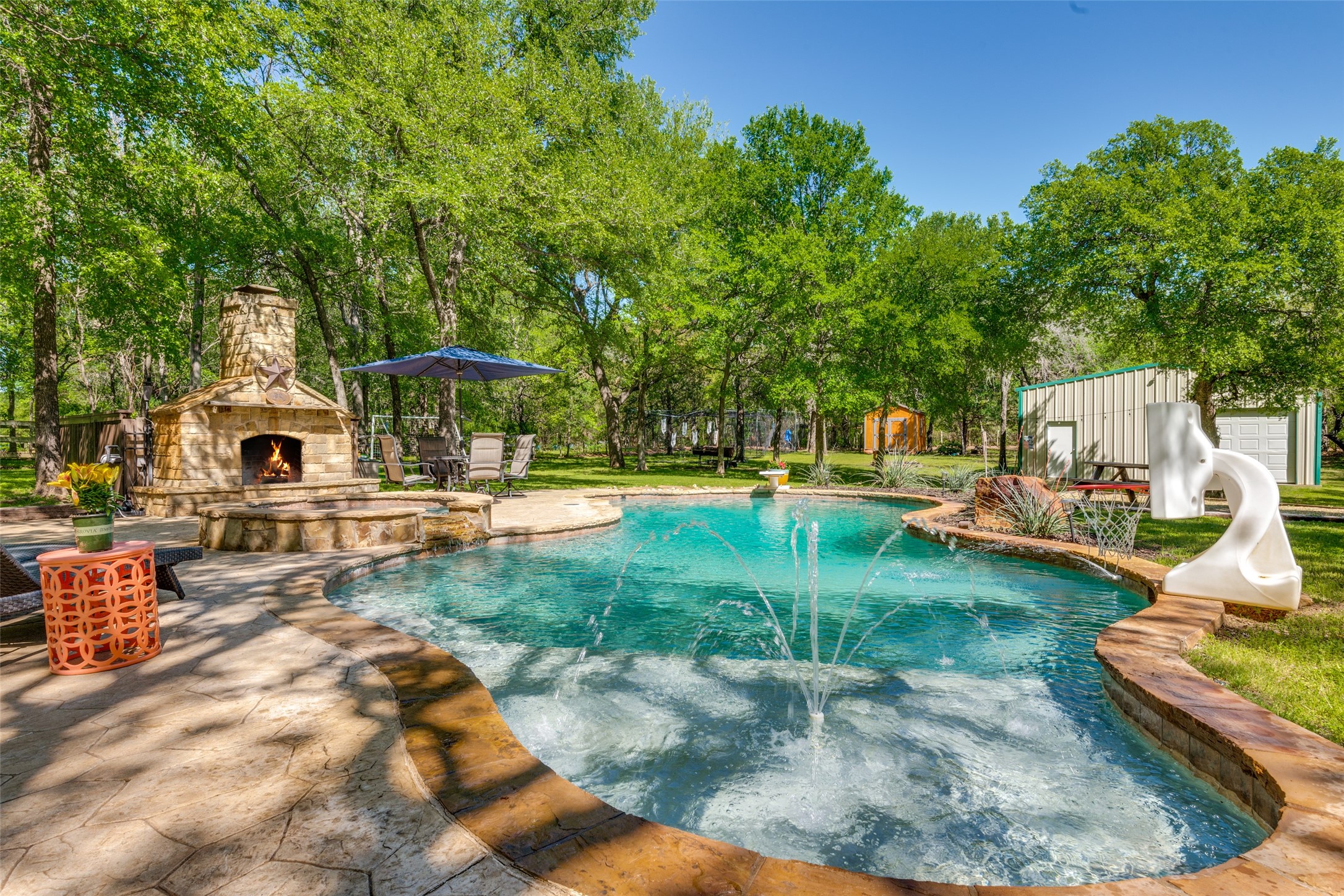 711 Majestic Oaks Drive