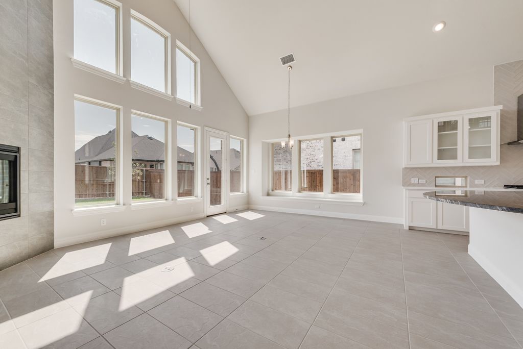 607 Mountain Laurel Street