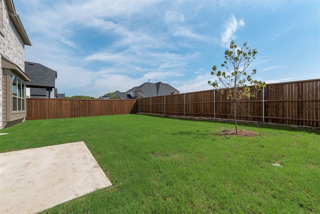 607 Mountain Laurel Street