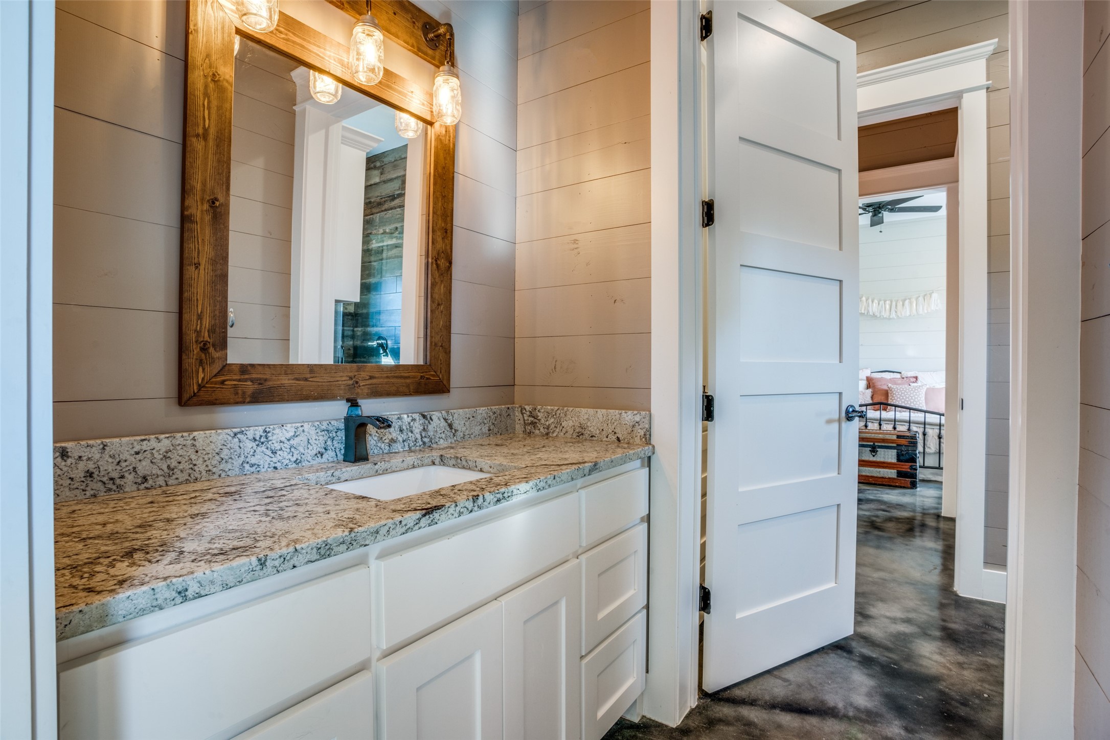 12485 County Road 675