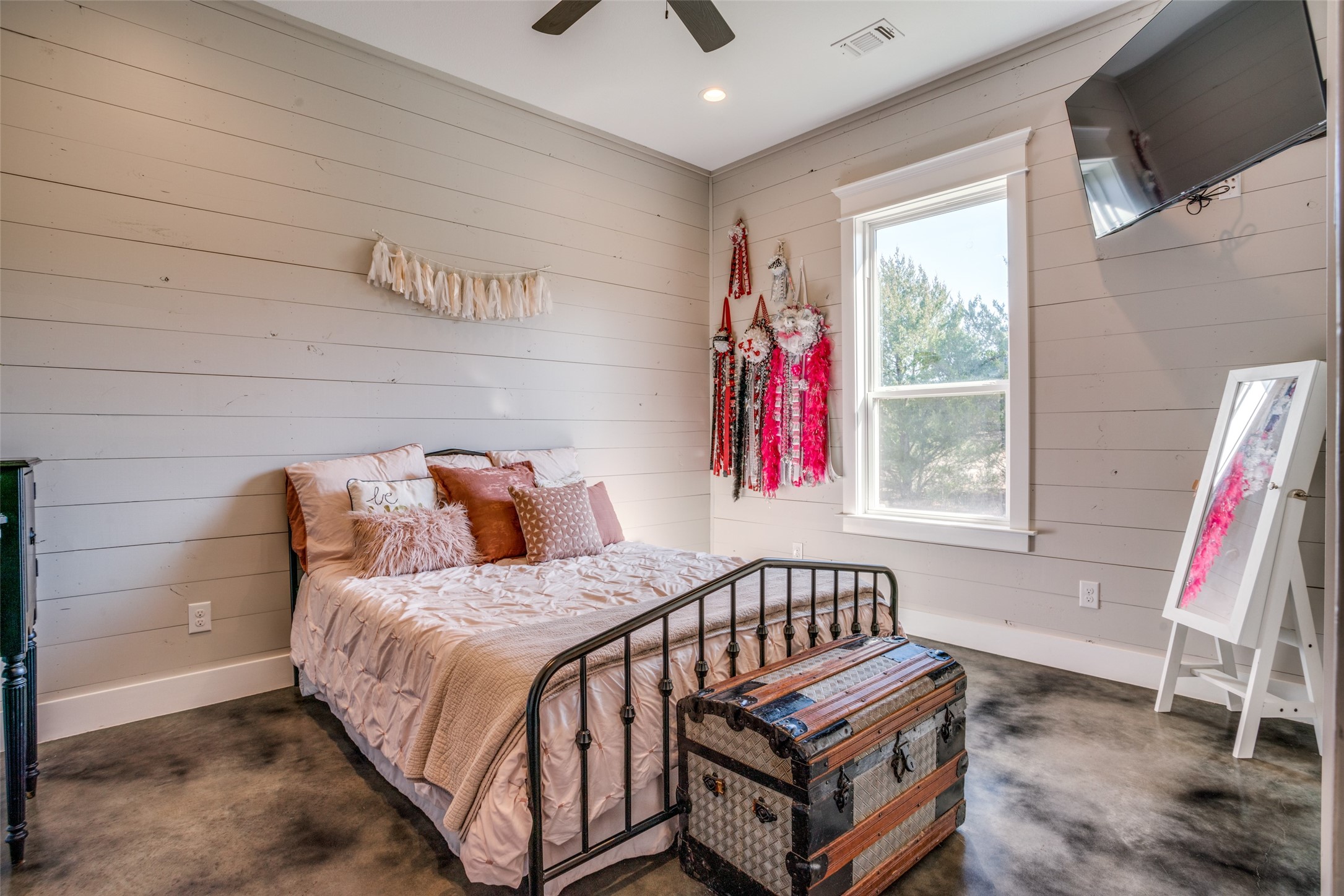 12485 County Road 675