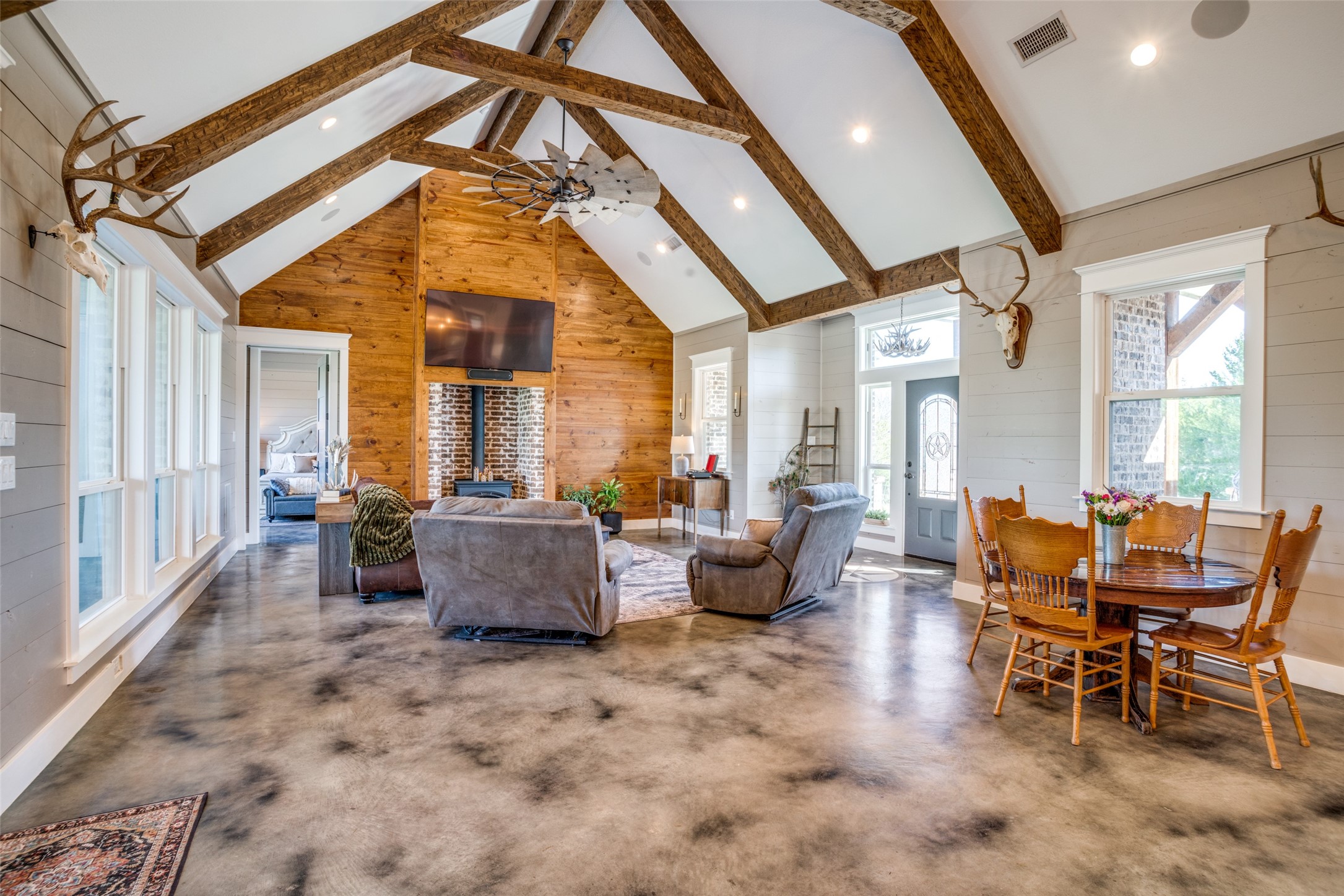 12485 County Road 675