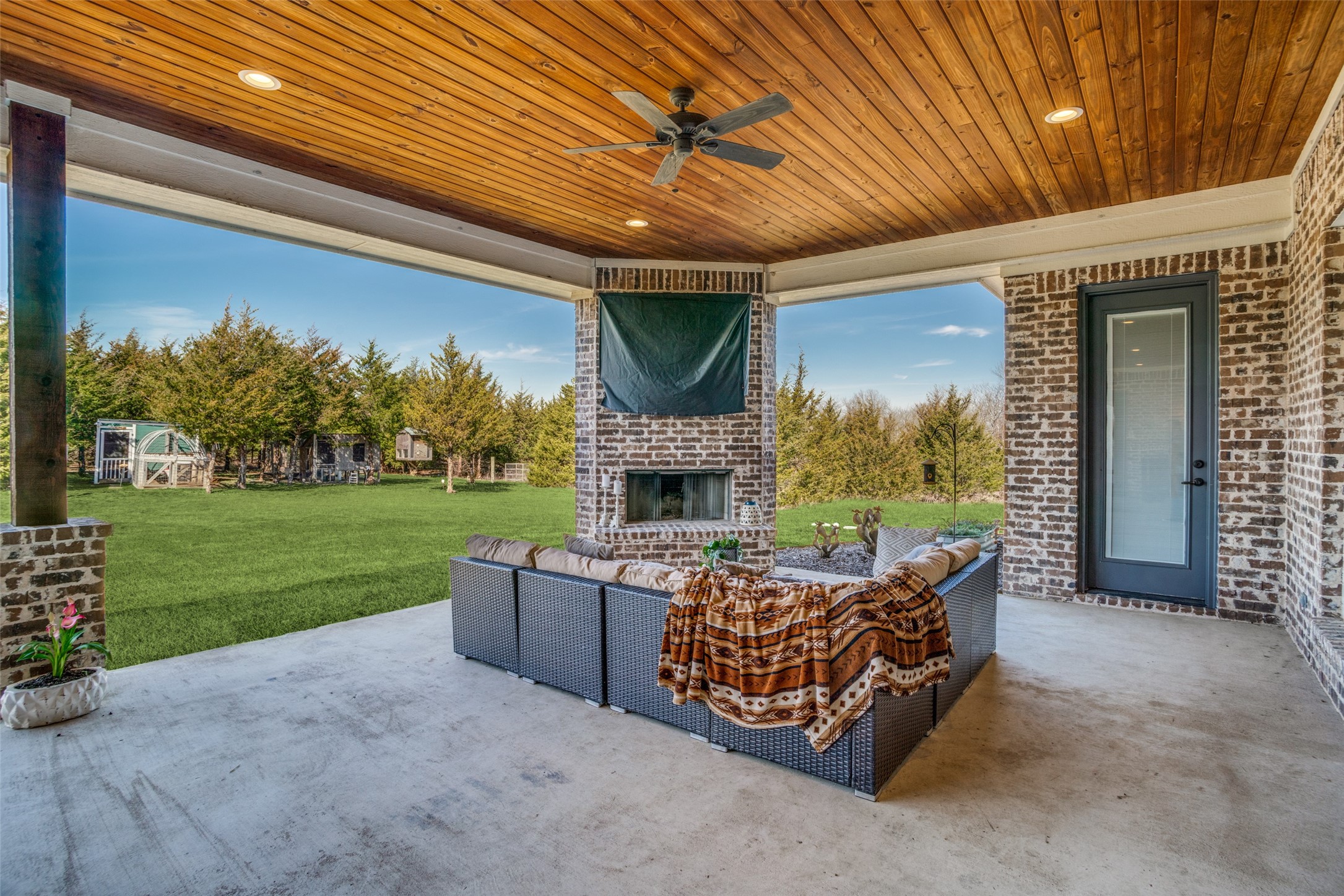 12485 County Road 675