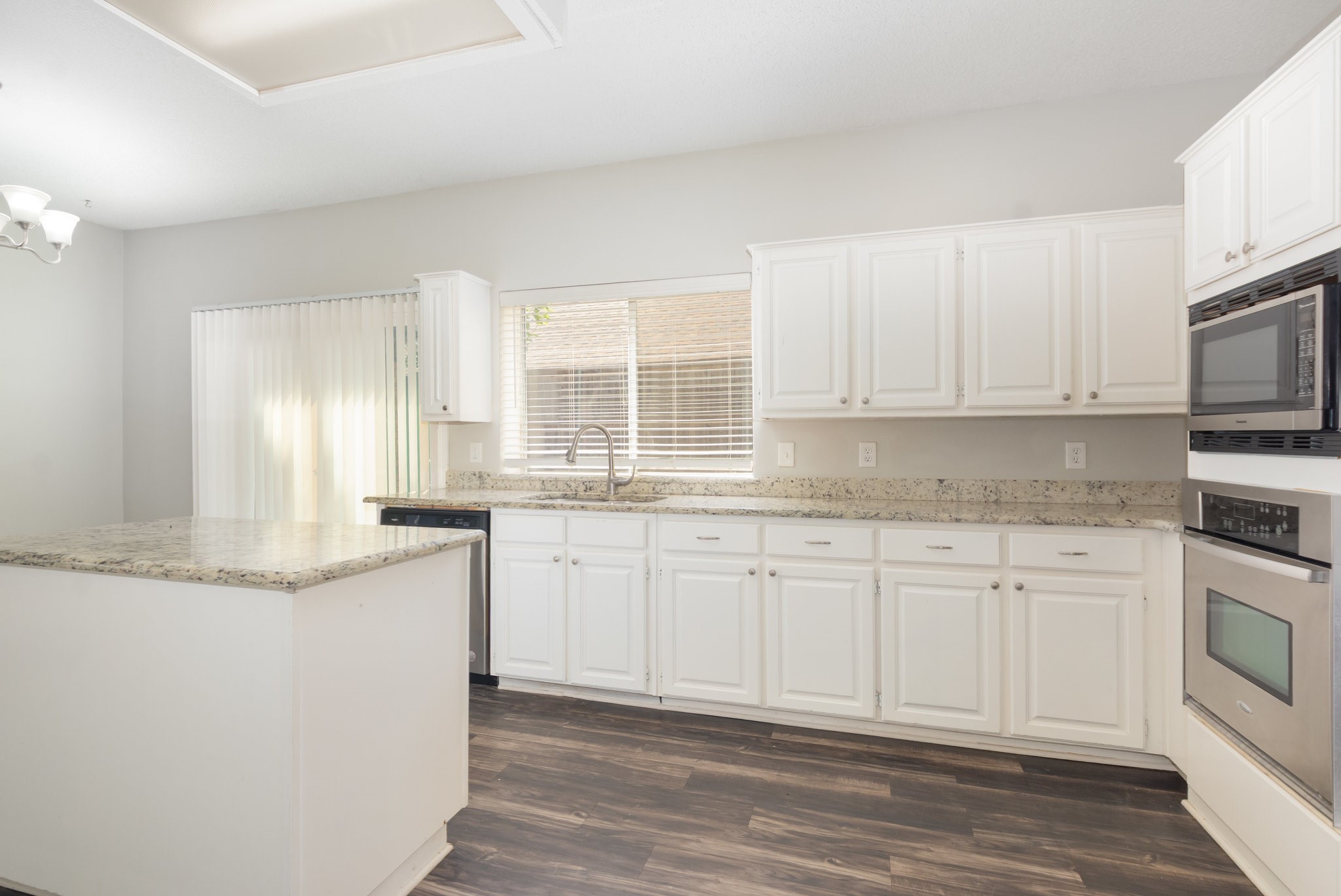 1305 Barclay Drive