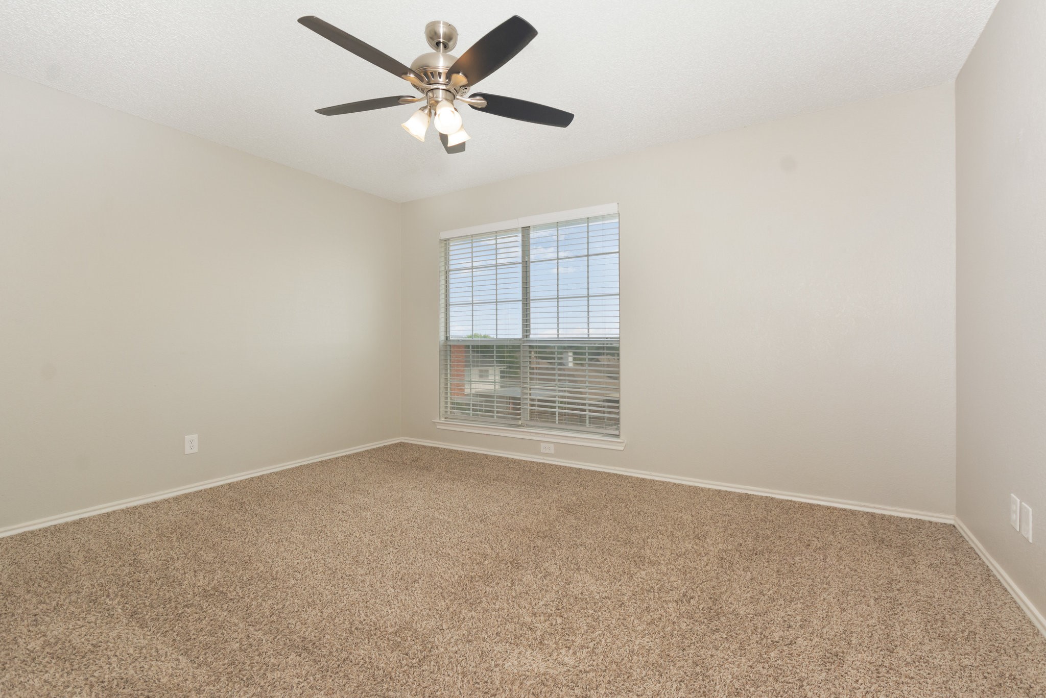 1305 Barclay Drive