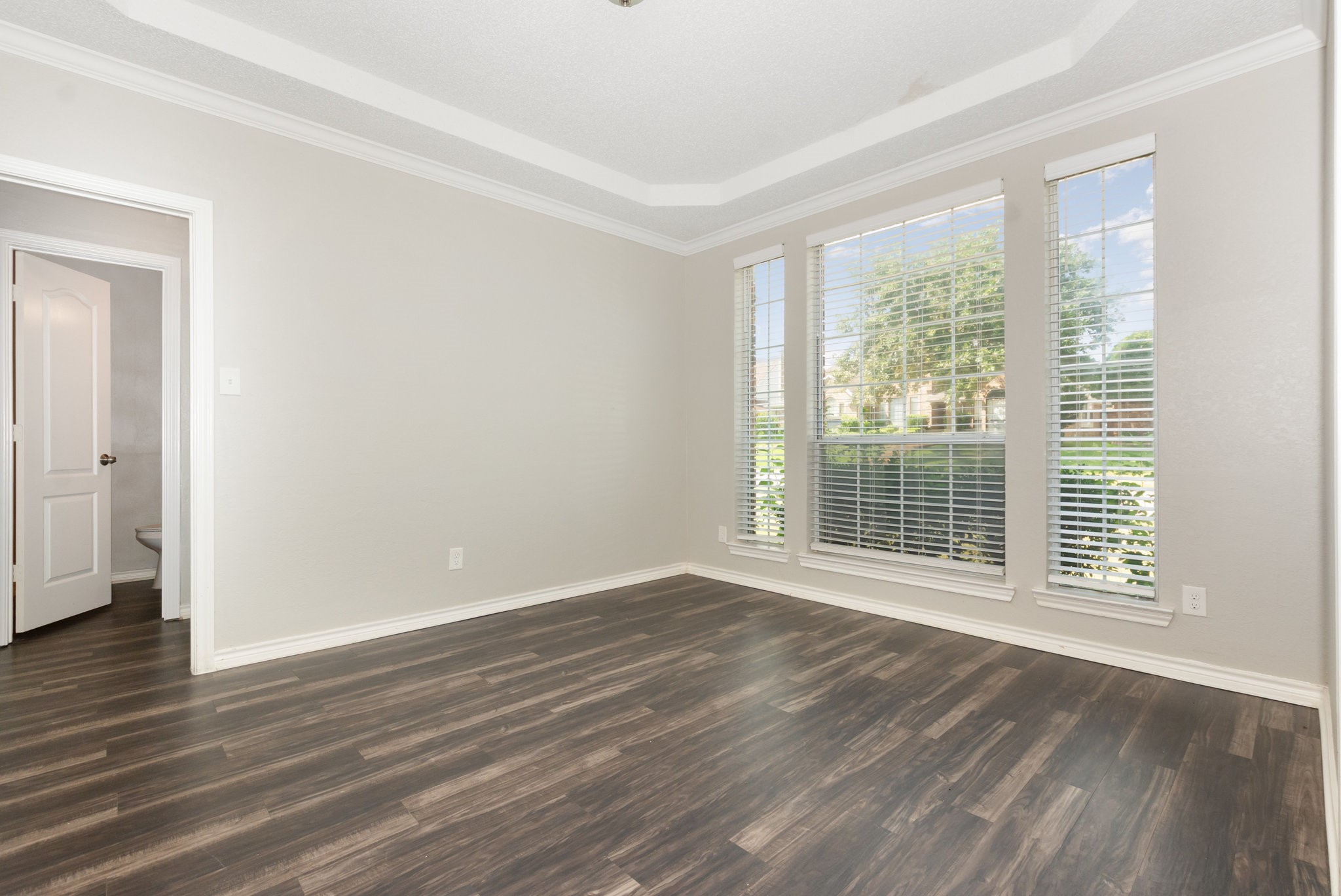 1305 Barclay Drive