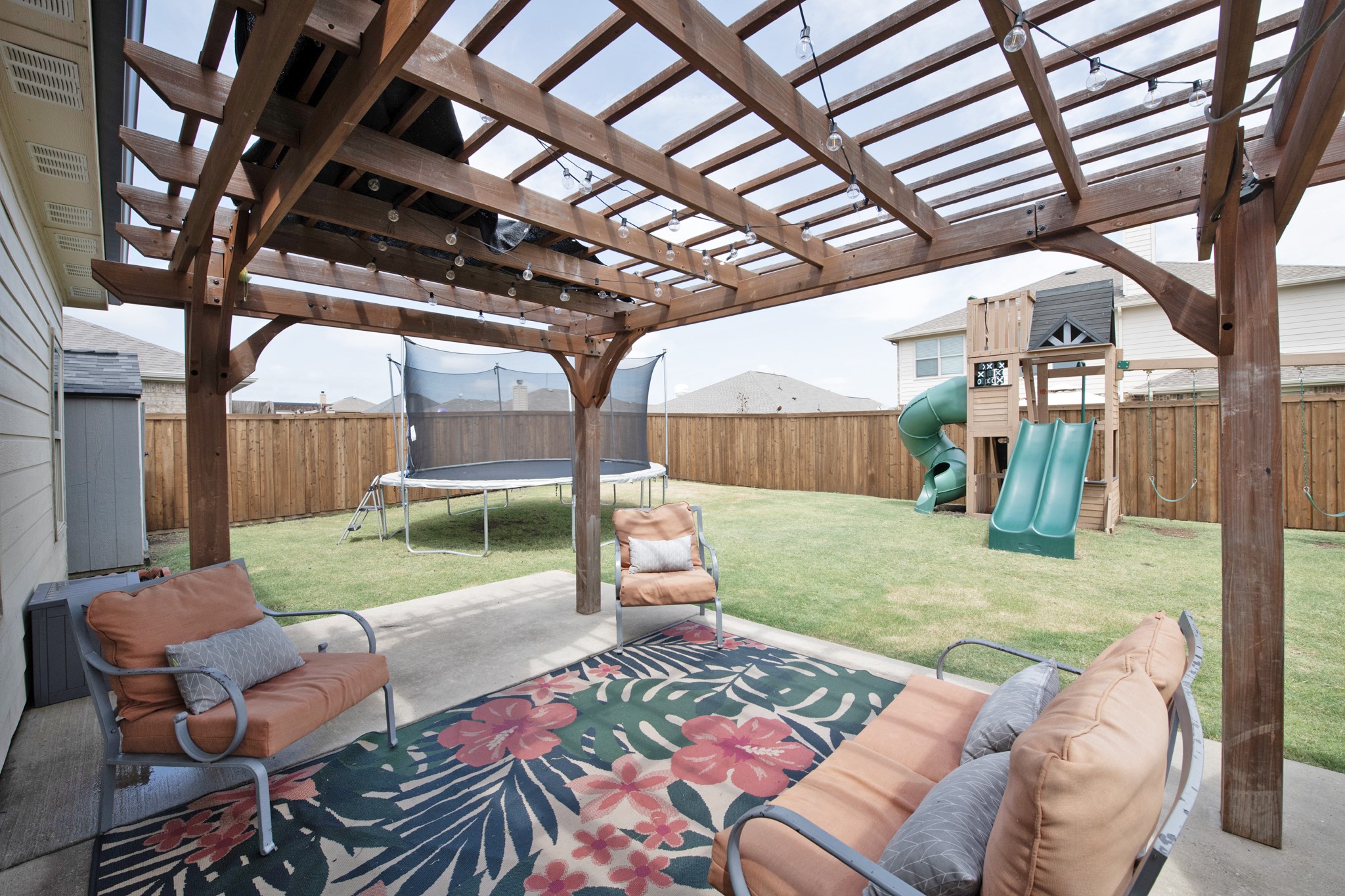400 Hawthorn Drive