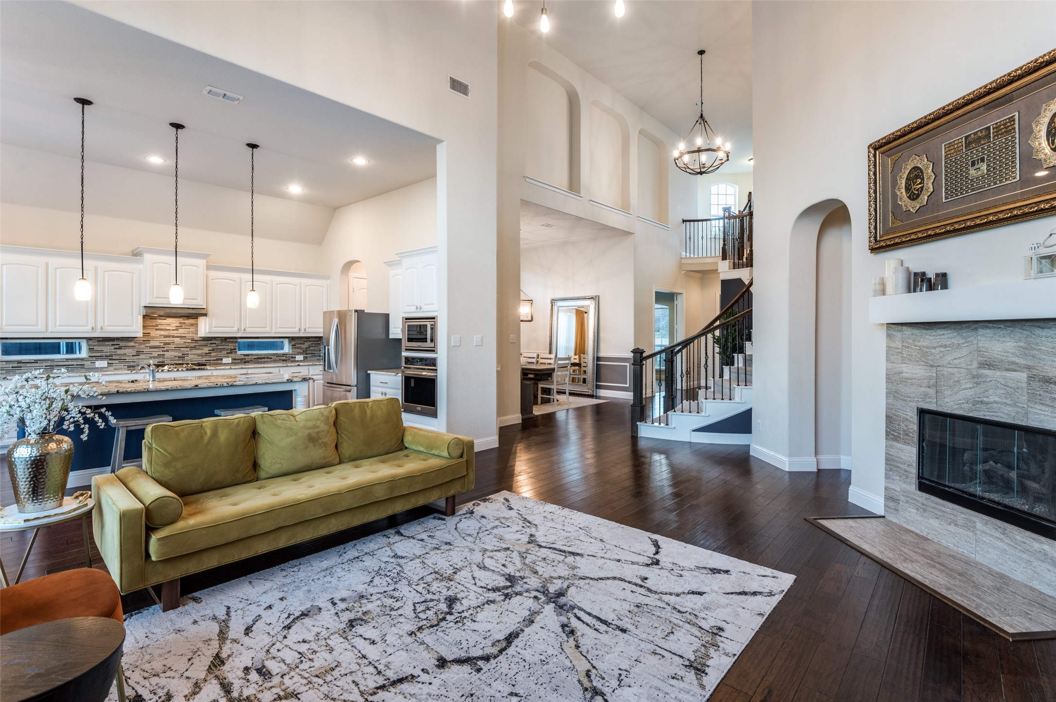 4415 Chantilly Lane