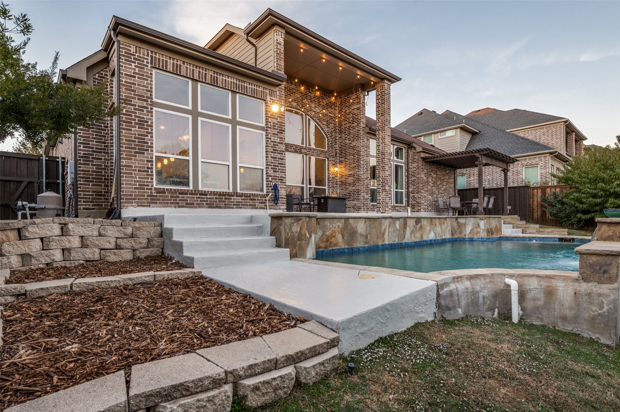4415 Chantilly Lane