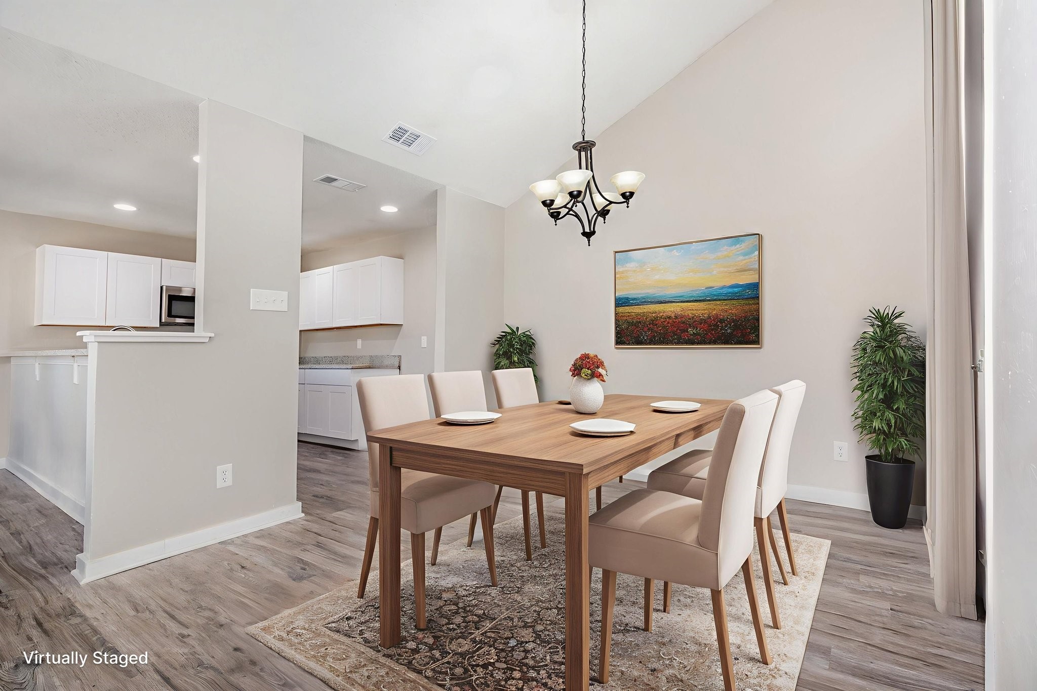 2212 Heritage Circle