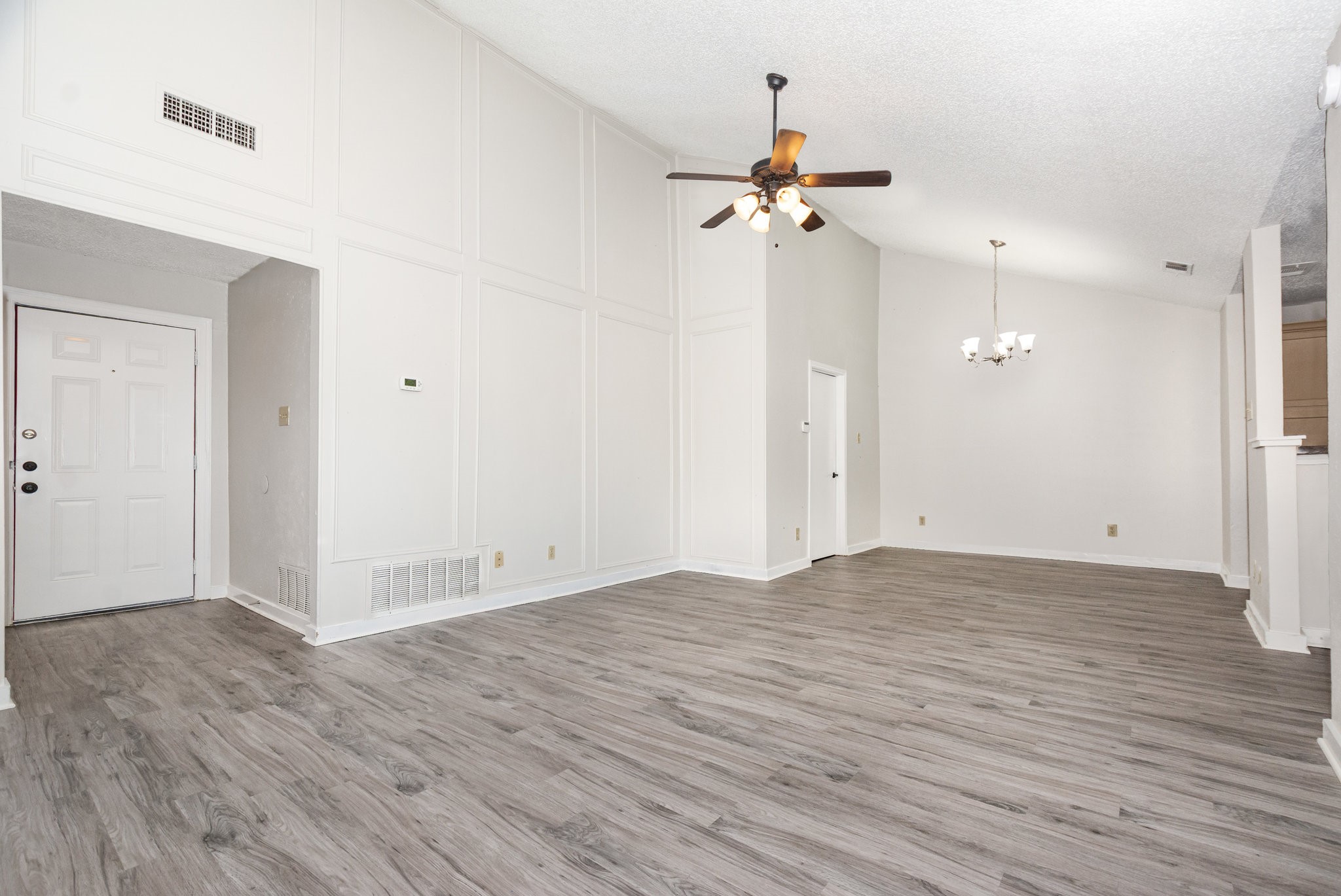 2212 Heritage Circle