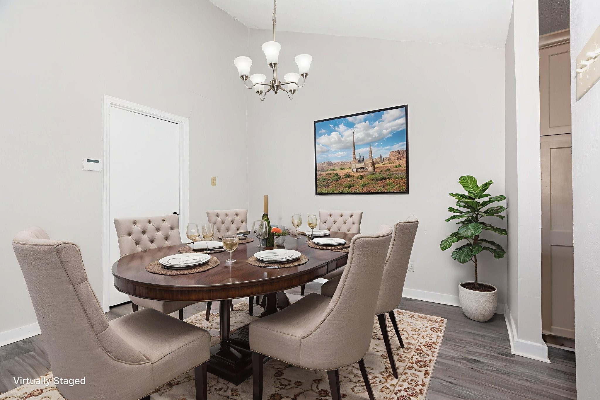 2212 Heritage Circle