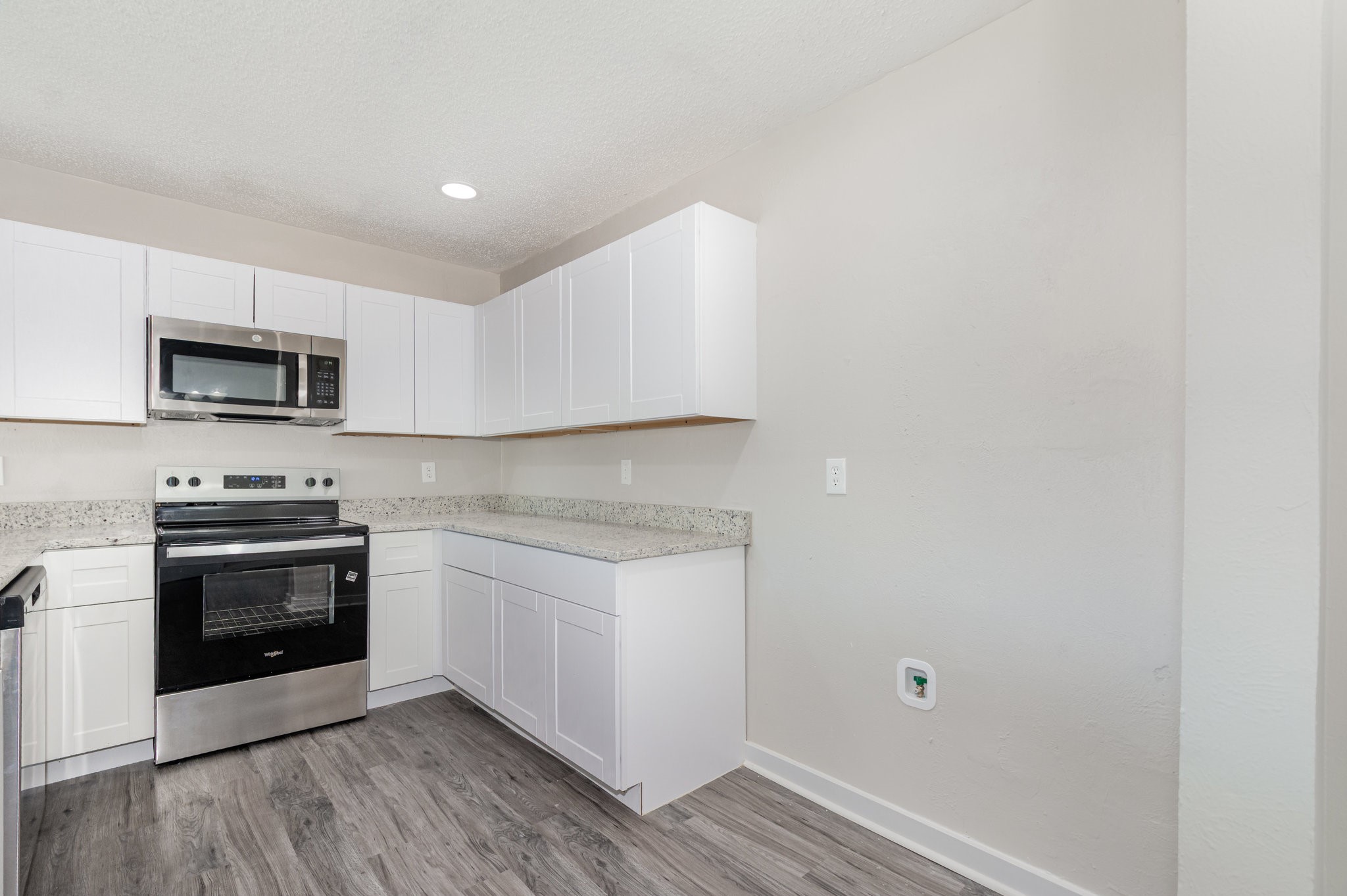 2212 Heritage Circle