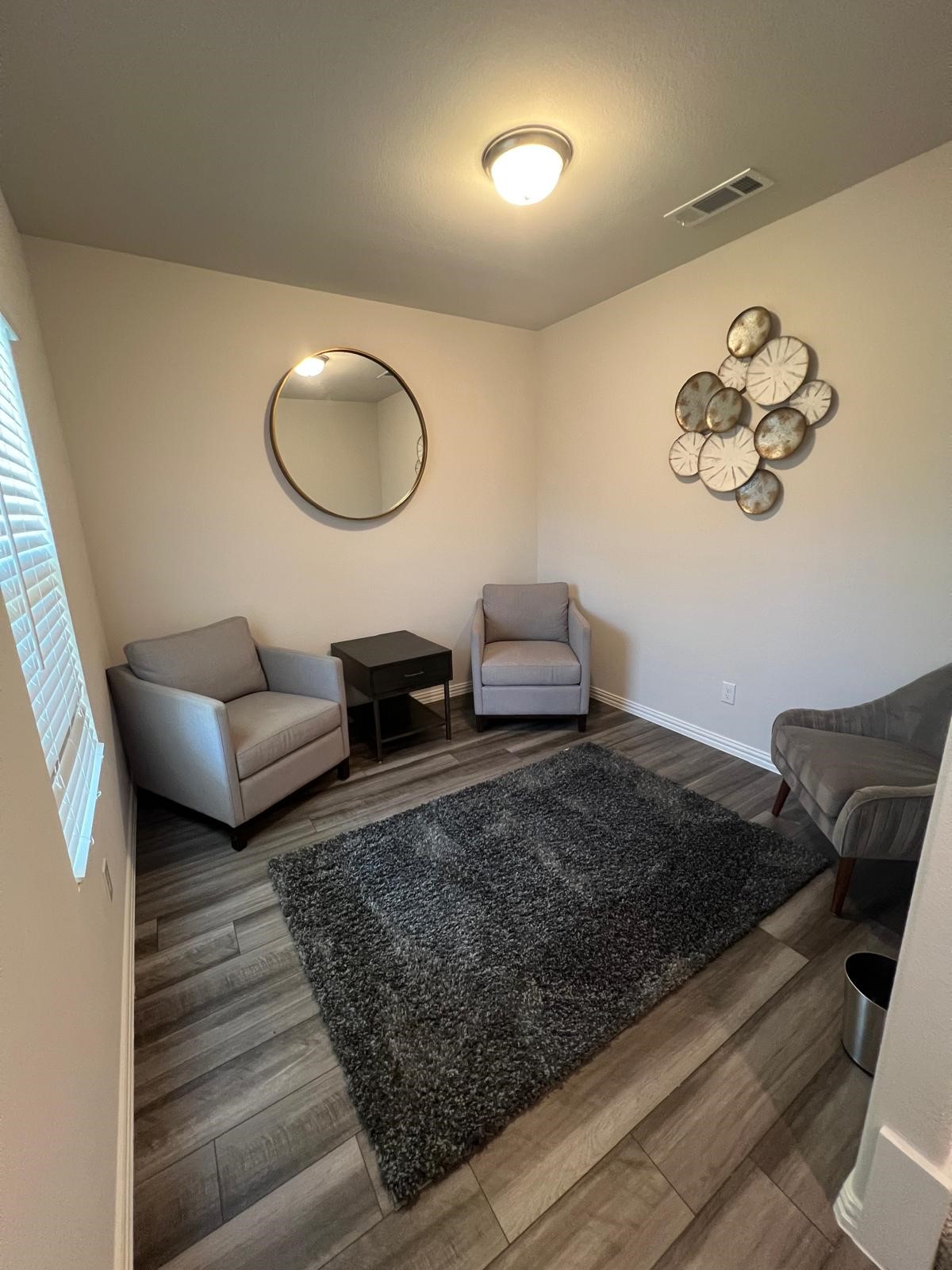 213 IRVIN Drive