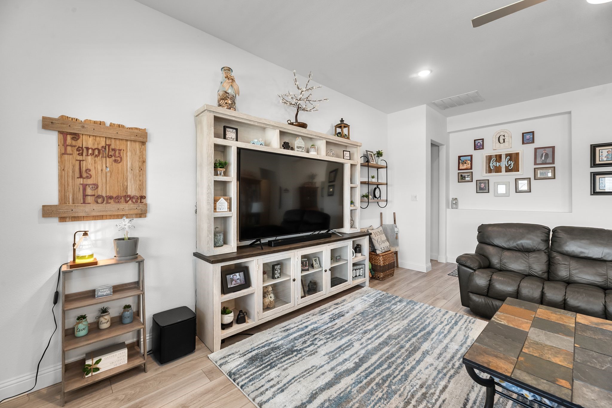 614 Creekview Lane