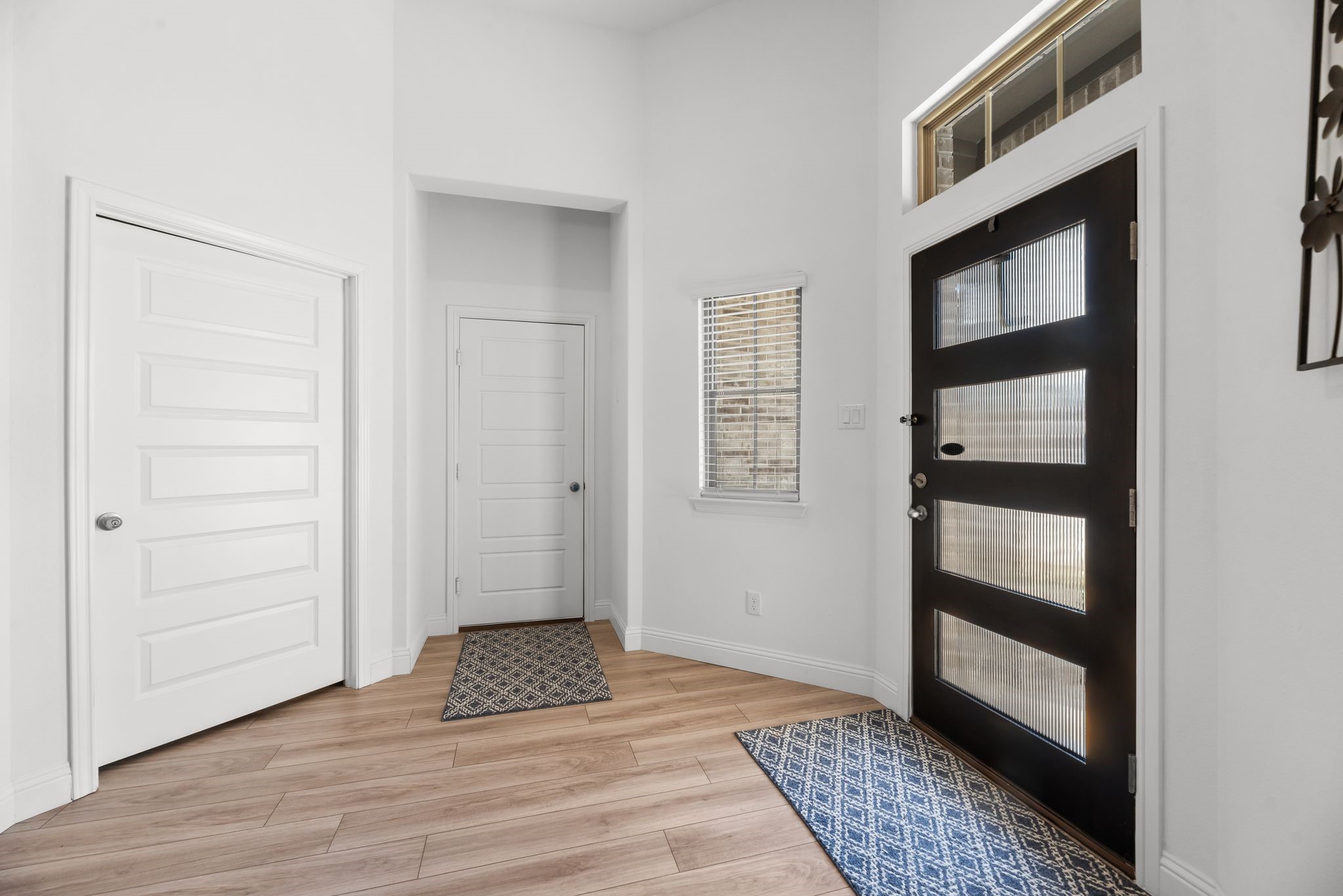 614 Creekview Lane