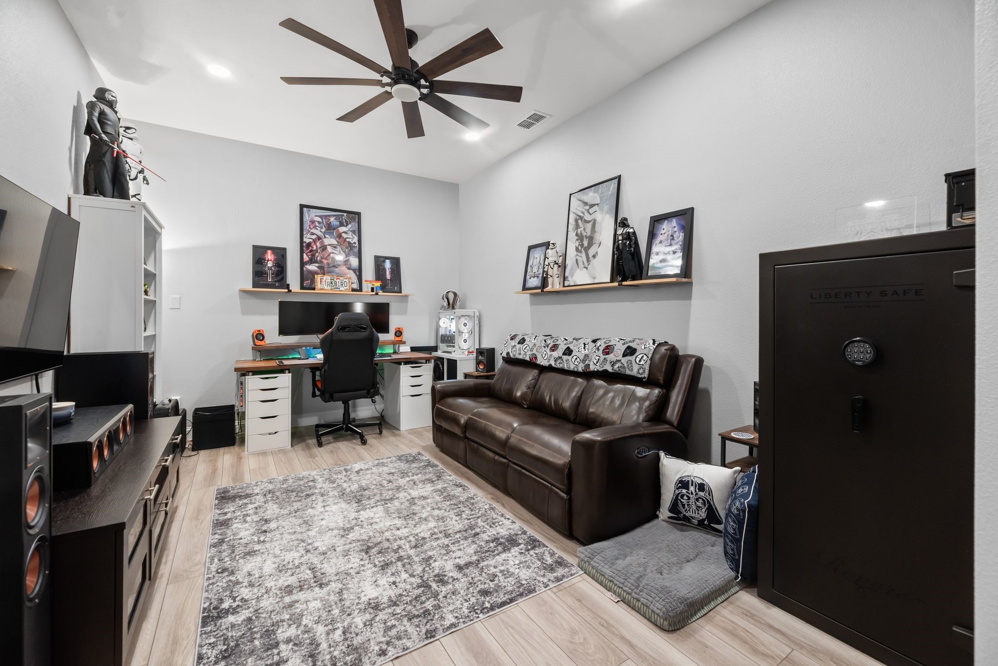 614 Creekview Lane