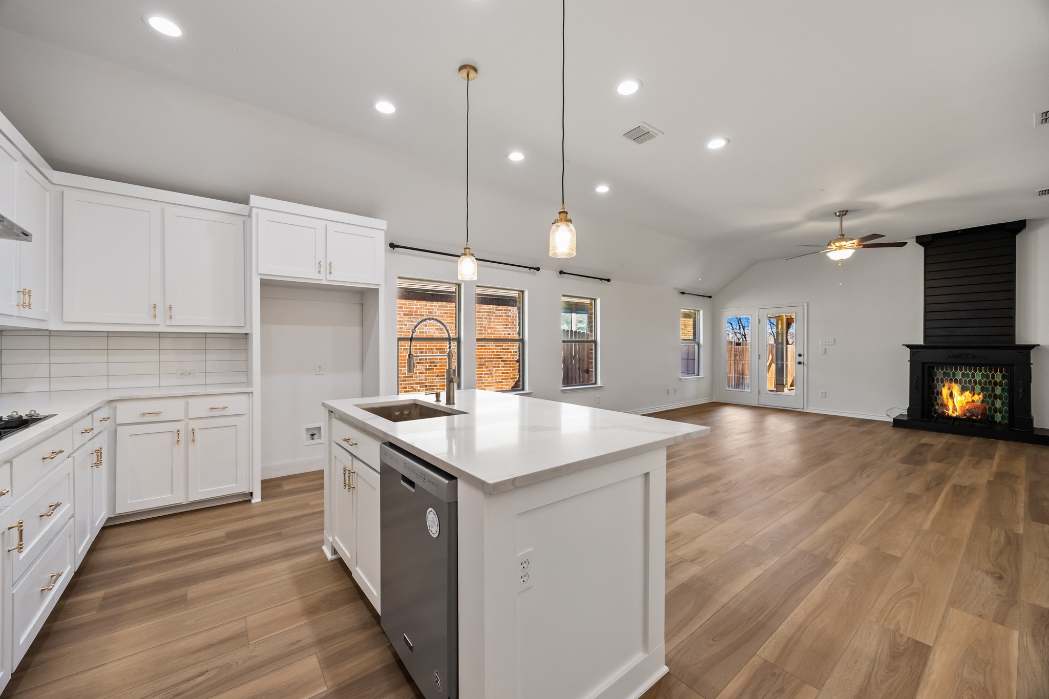 892 Honey Locust Drive
