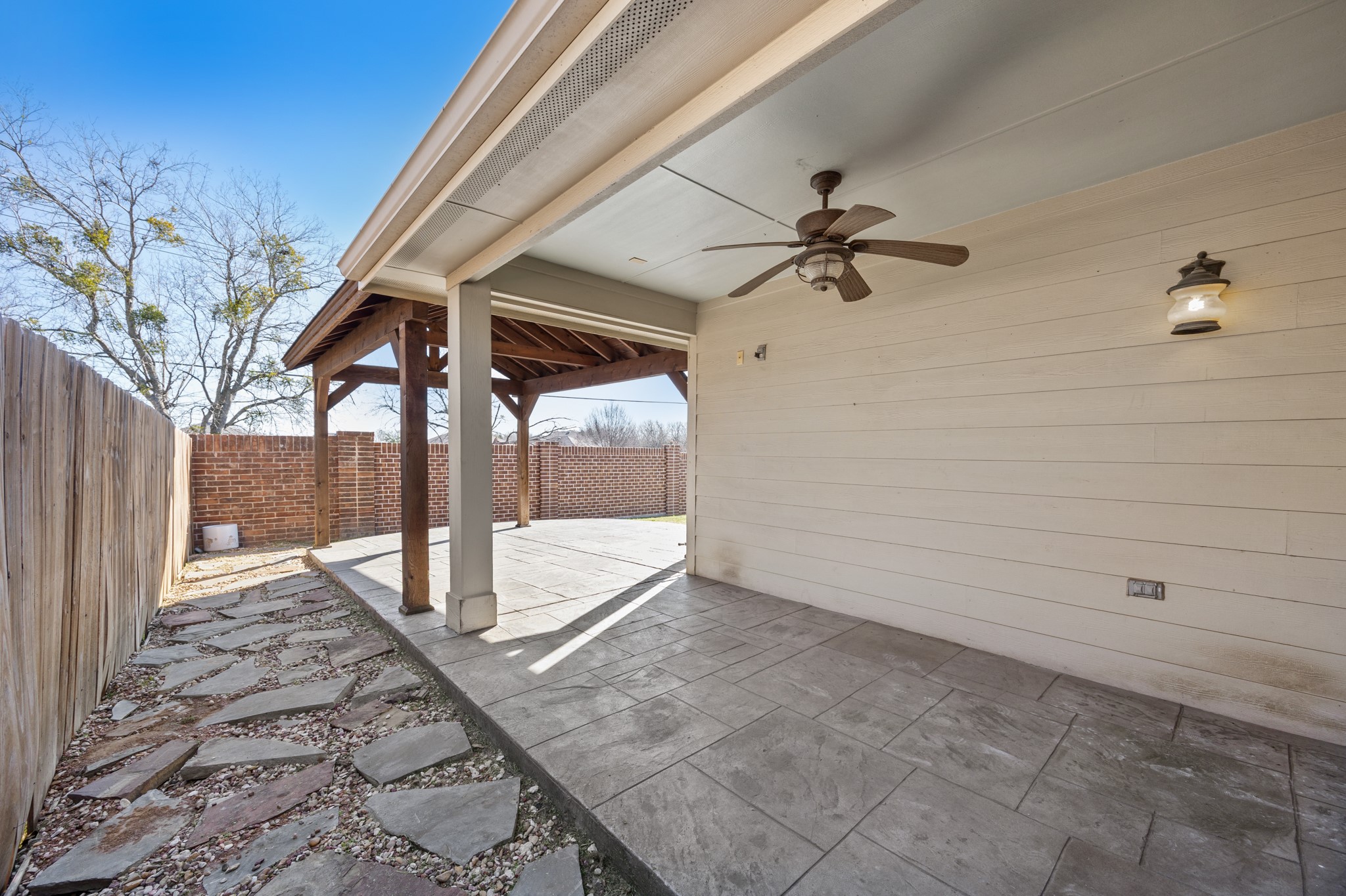 892 Honey Locust Drive