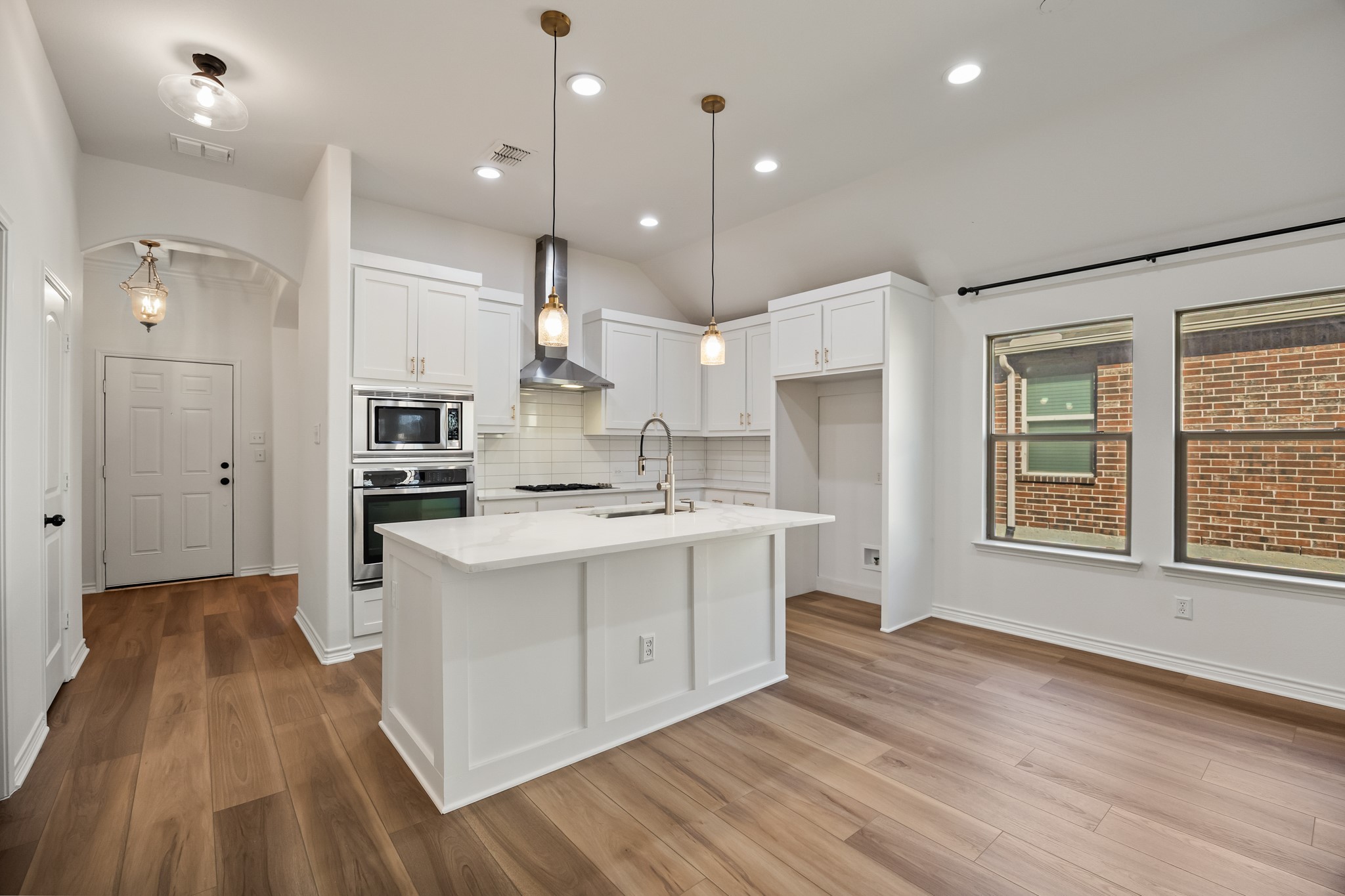 892 Honey Locust Drive
