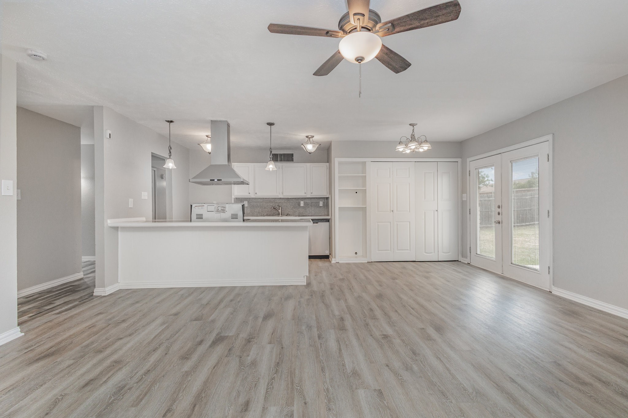 5513 Rearn Drive