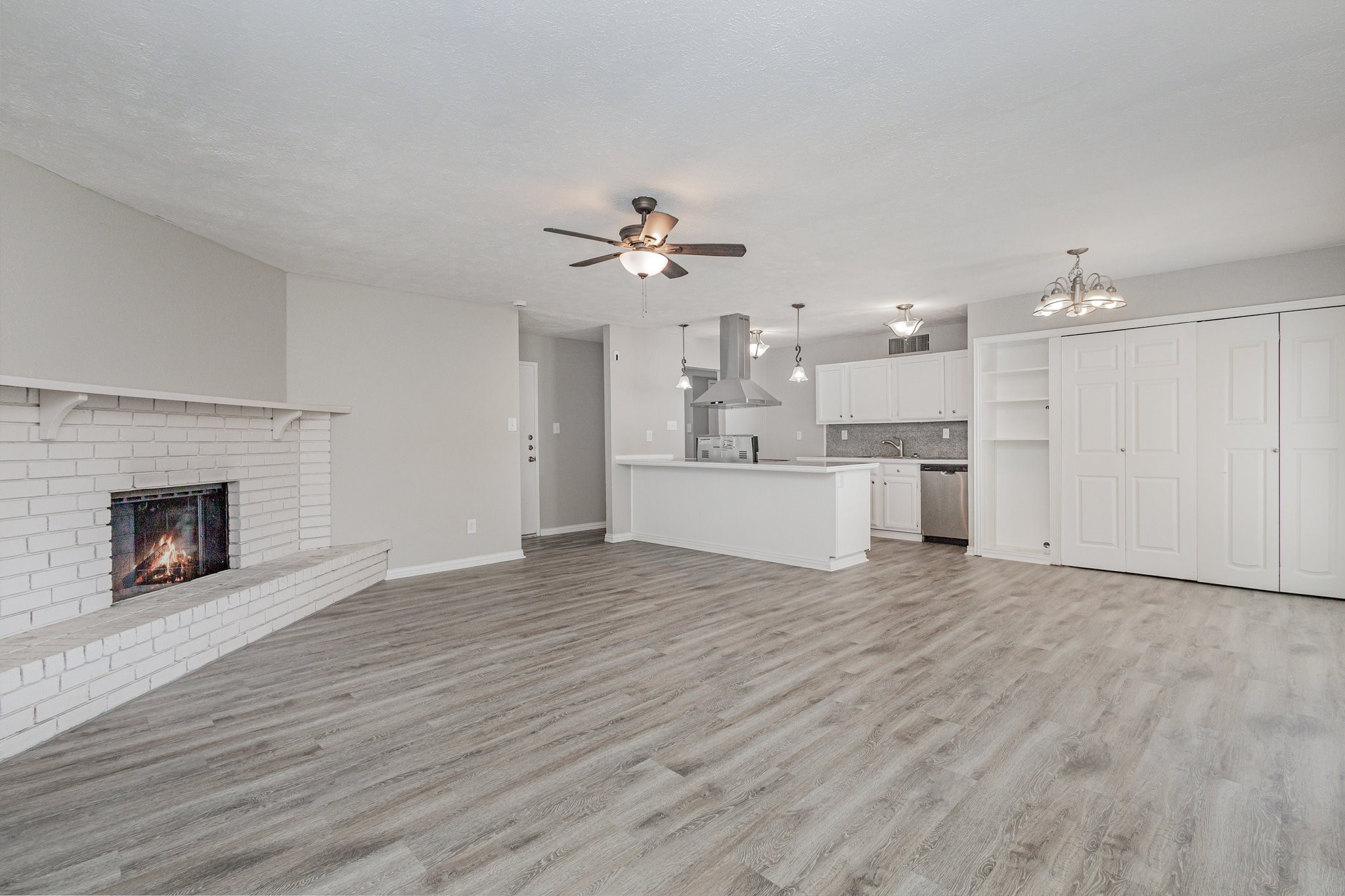 5513 Rearn Drive