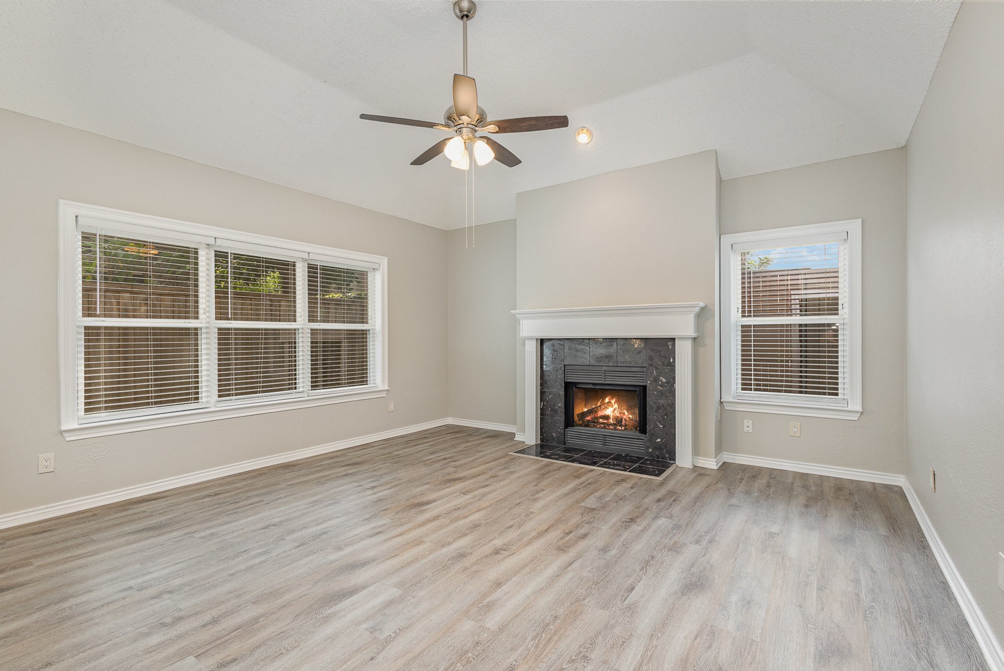 4316 N Capistrano Drive