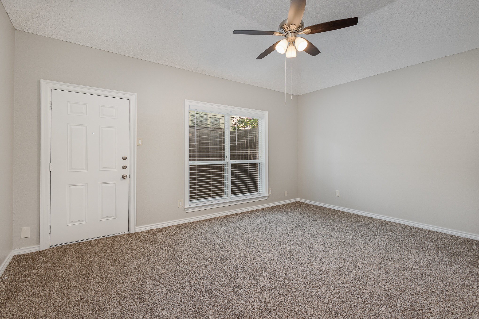 4316 N Capistrano Drive