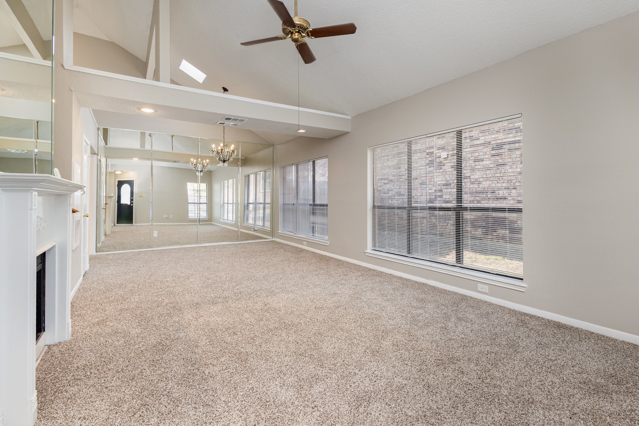 2921 Menlo Park Lane
