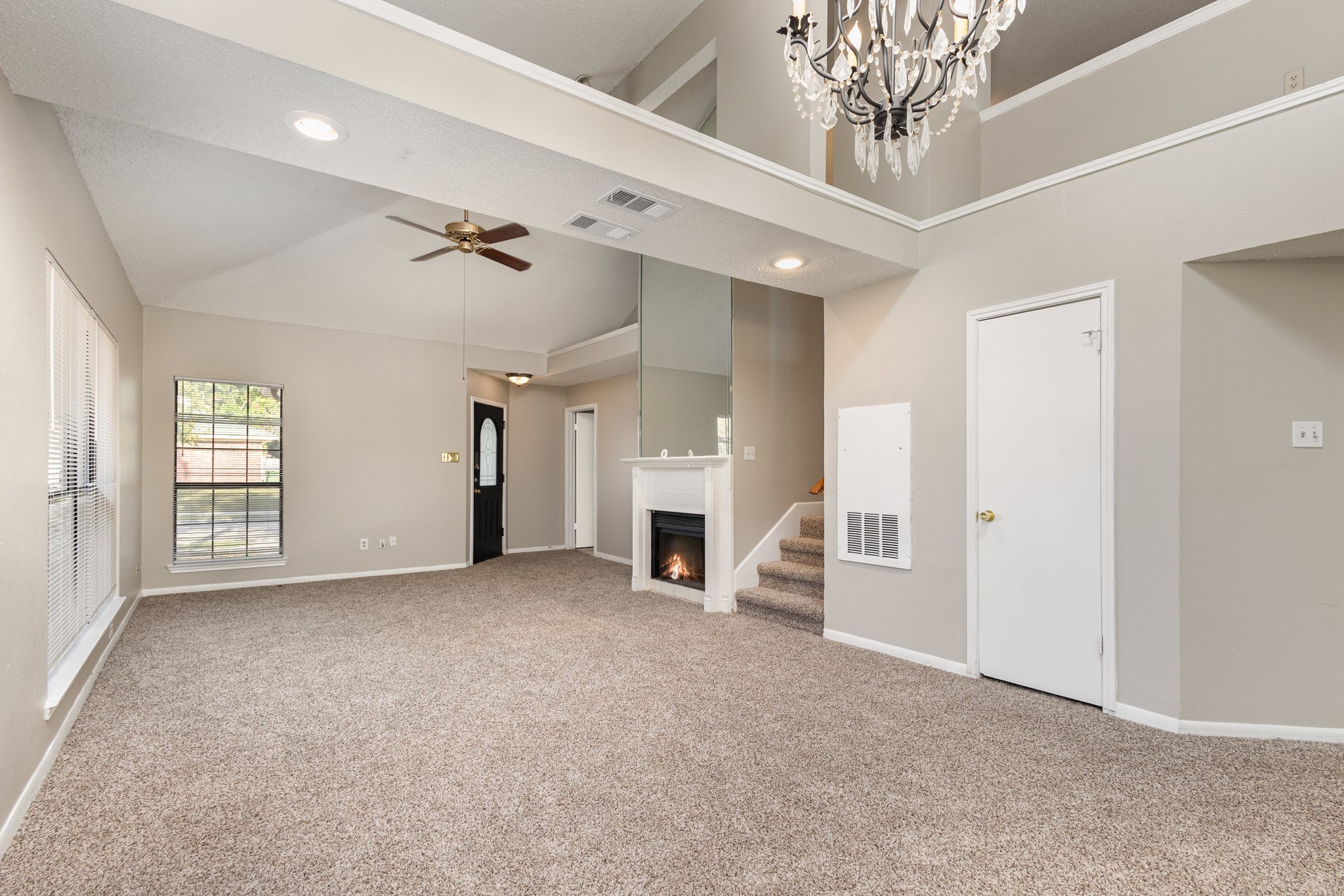 2921 Menlo Park Lane