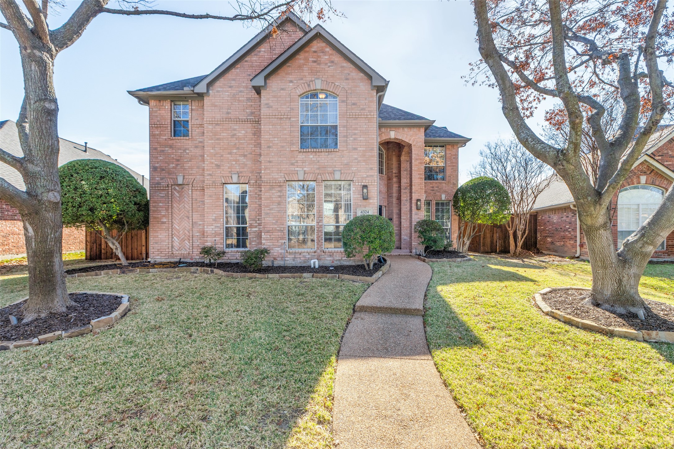 4324 Sendero Trail