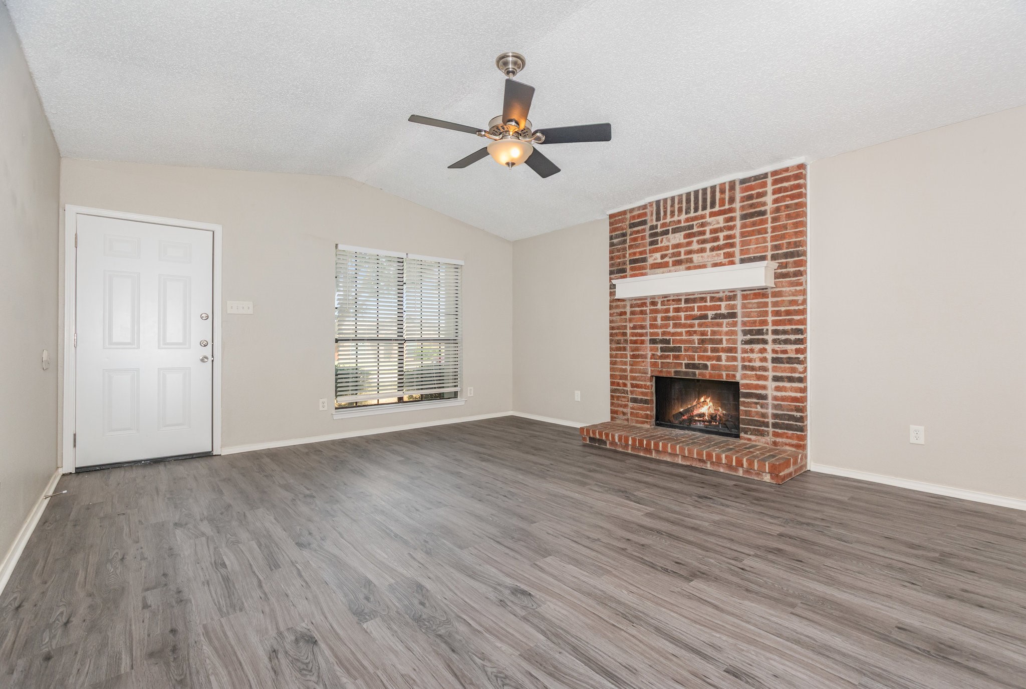 1006 Bellflower Court