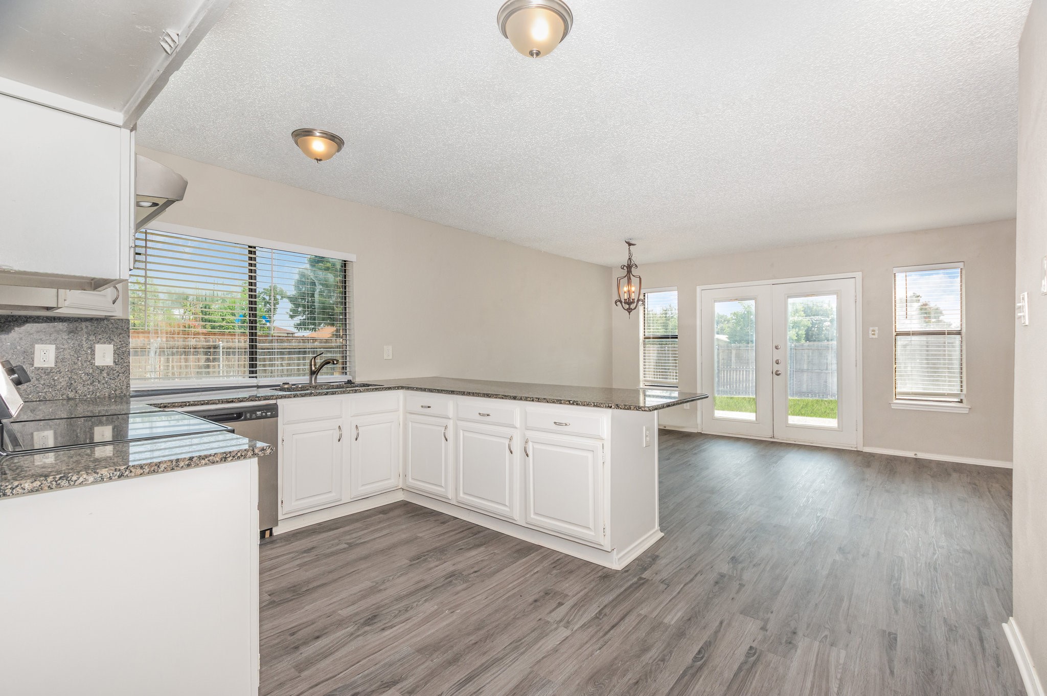 1006 Bellflower Court