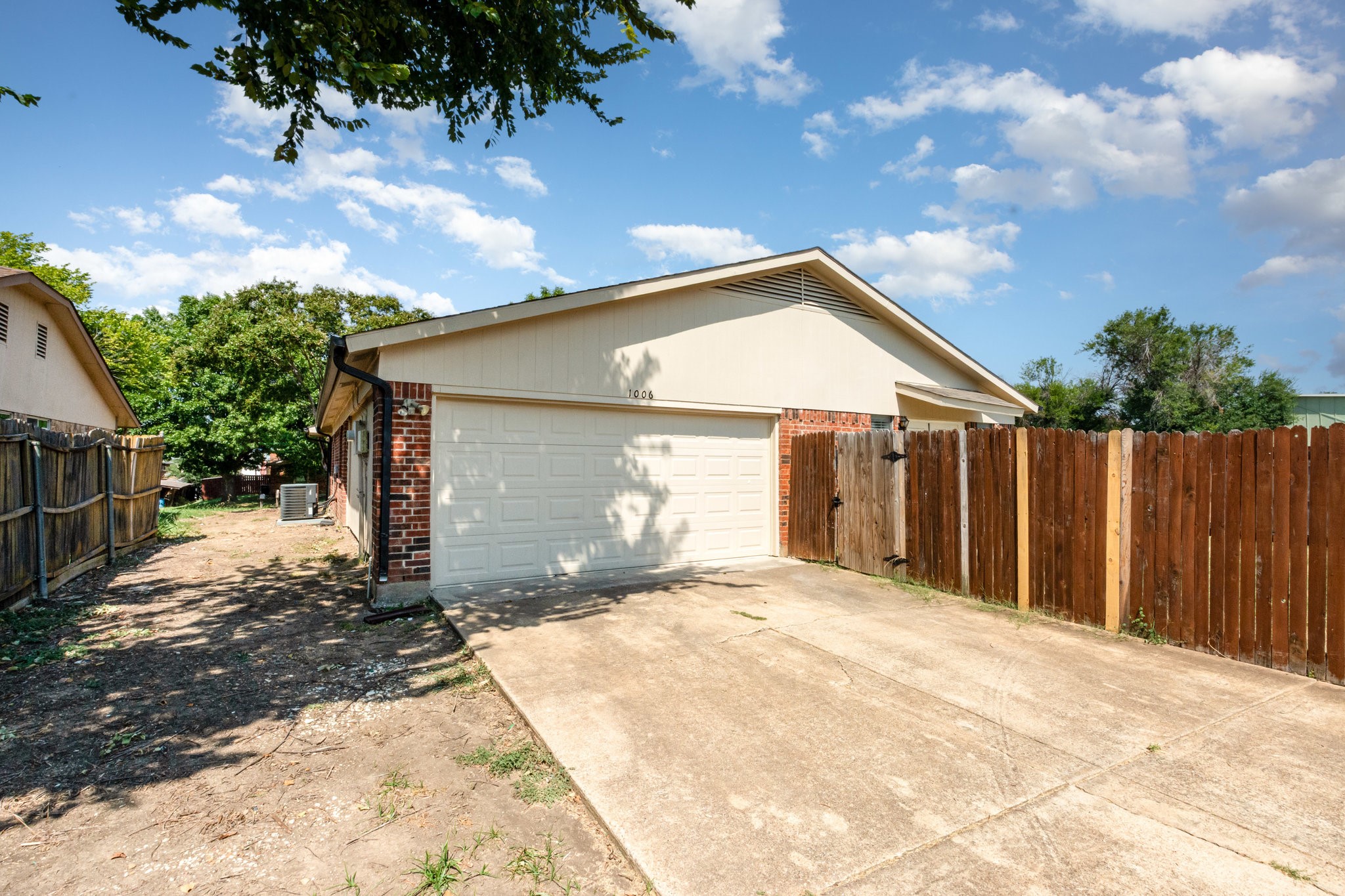 1006 Bellflower Court