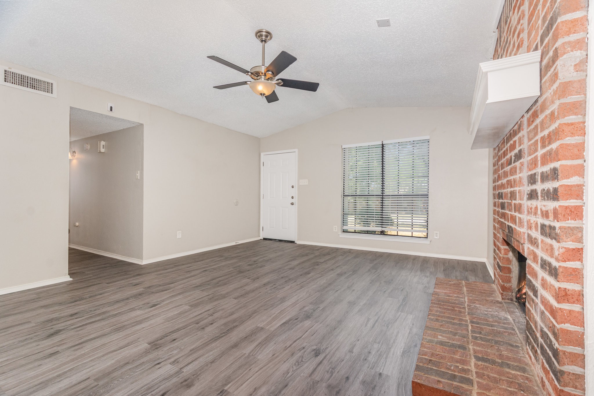 1006 Bellflower Court