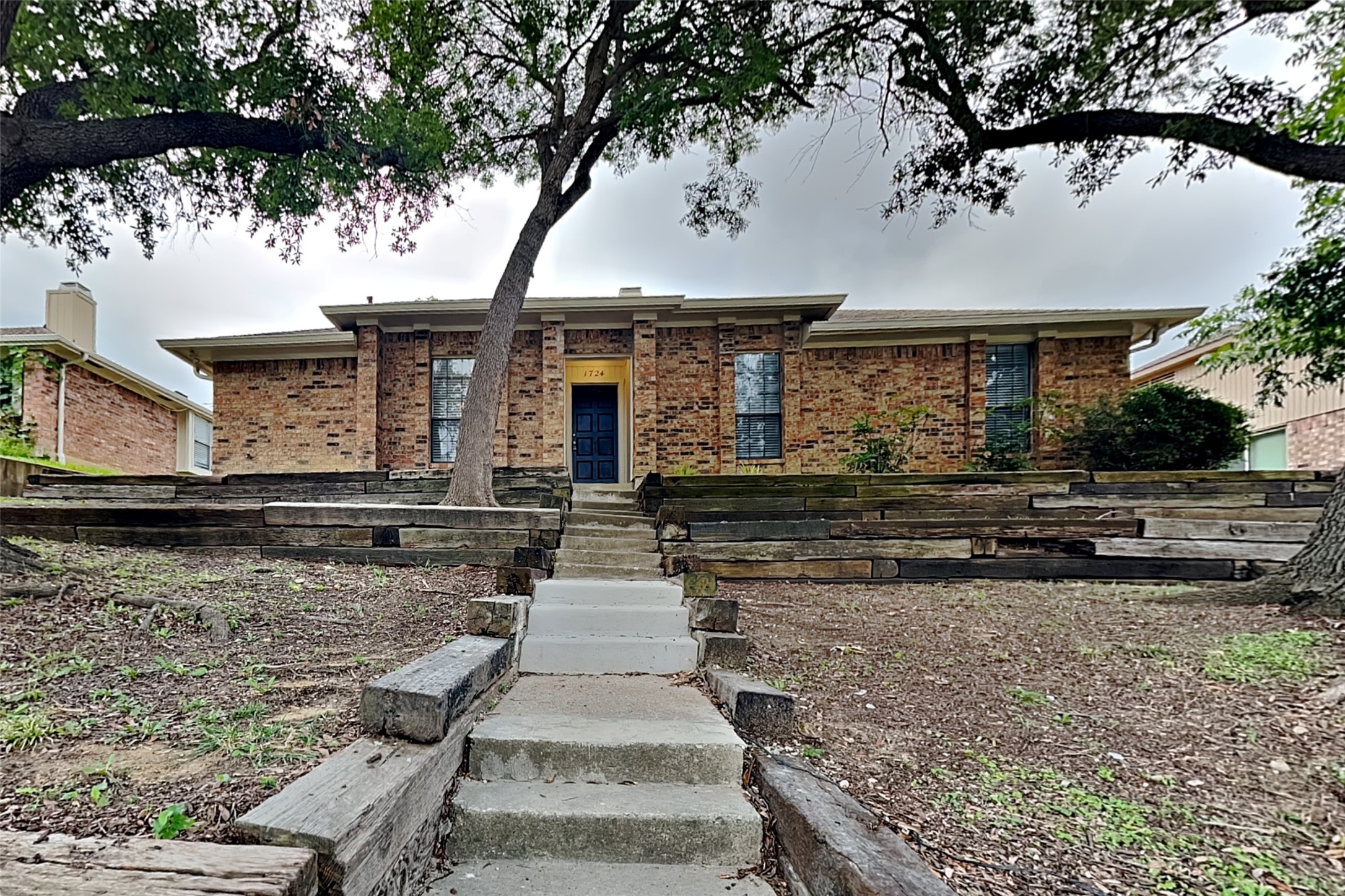 1724 Saint James Drive