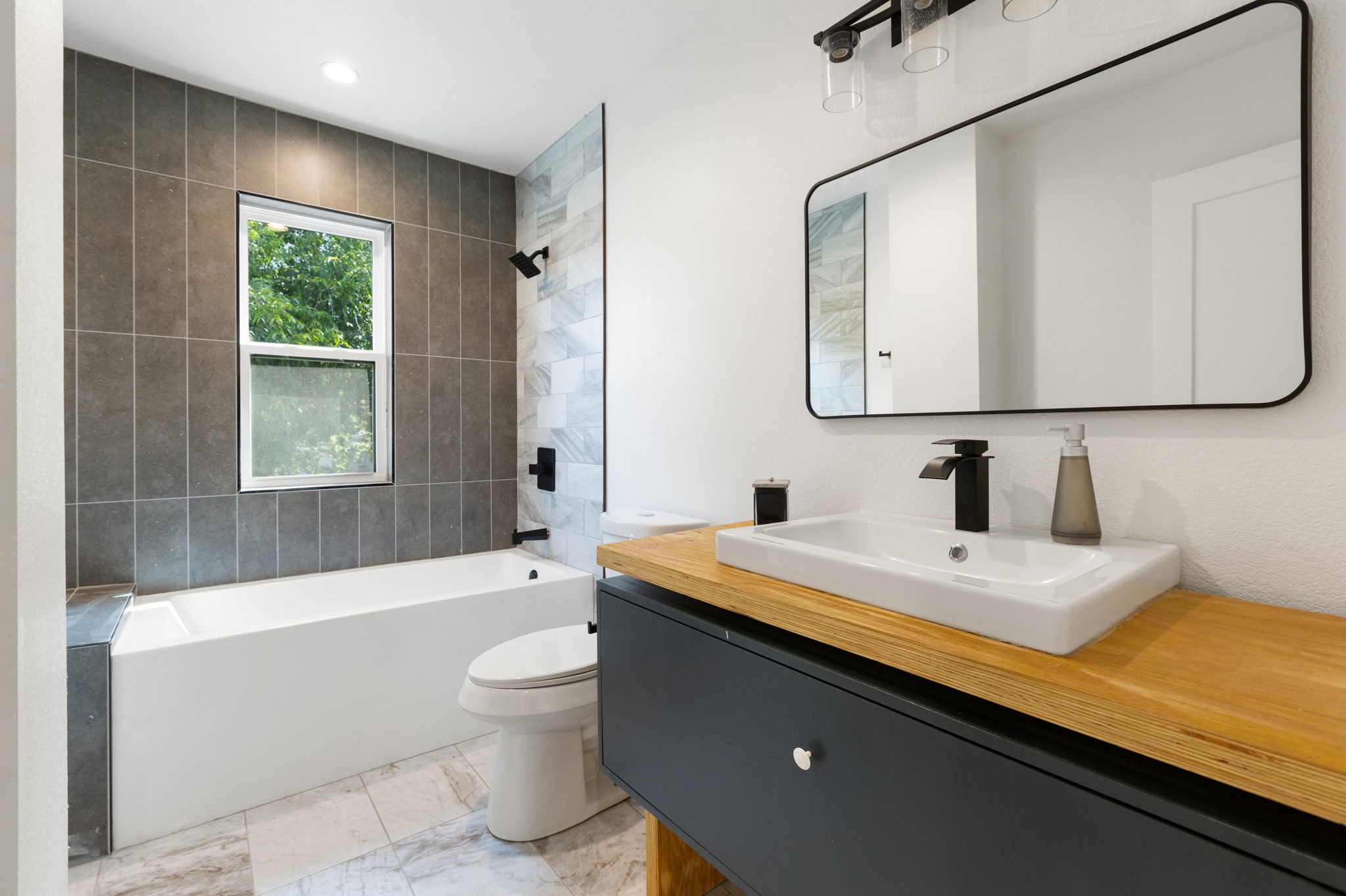 5936 Spring Glen Drive