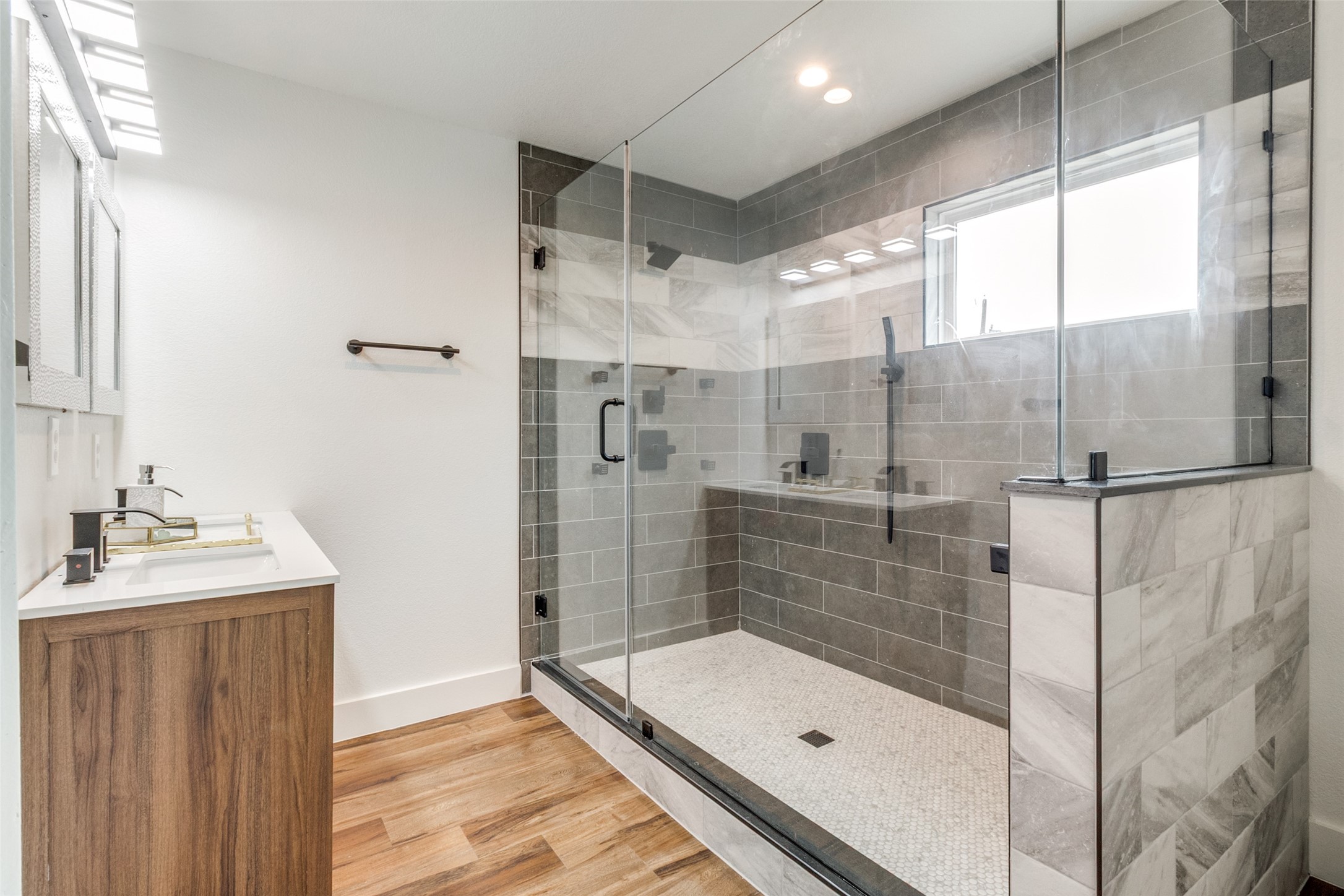 5936 Spring Glen Drive