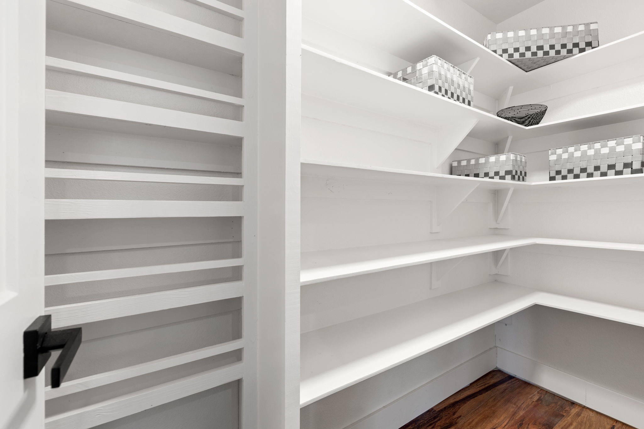 5936 Spring Glen Drive